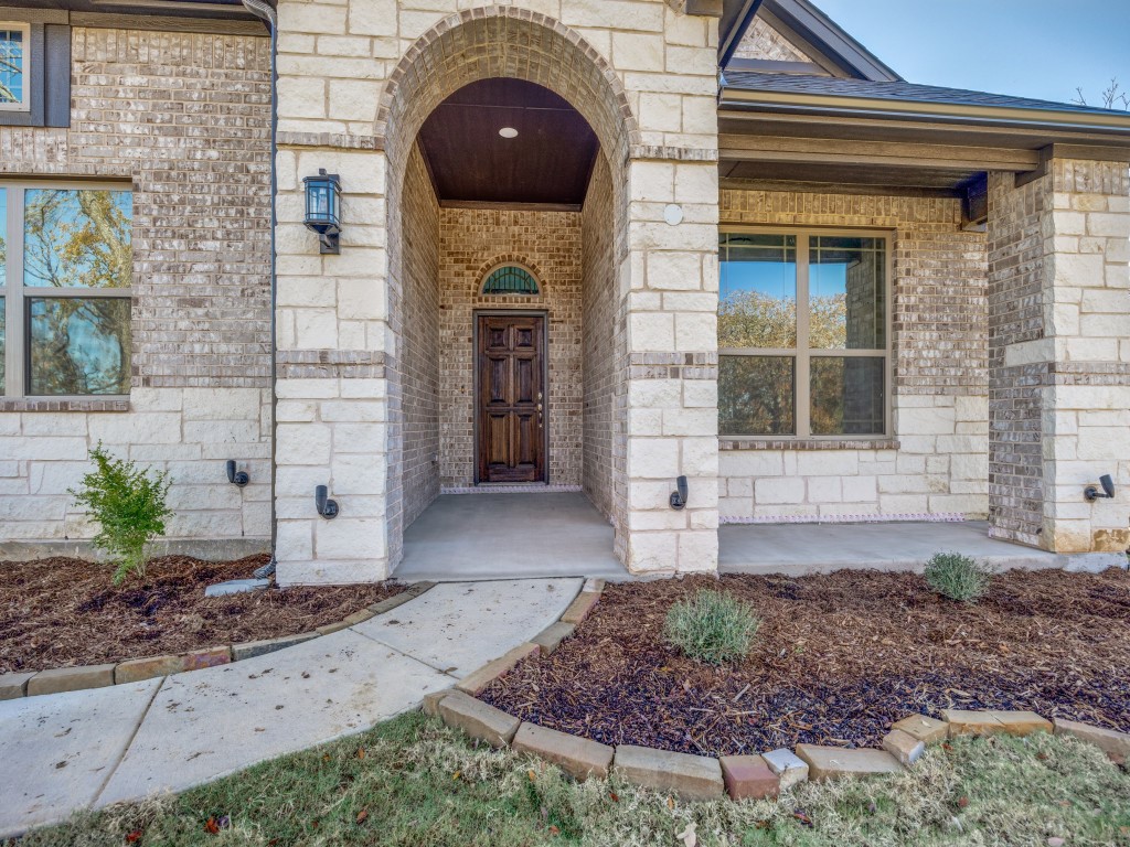 882 Shadow Valley Road
