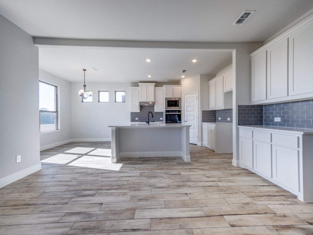 882 Shadow Valley Road