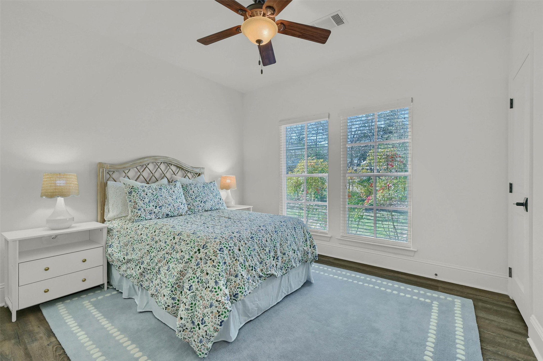 100 Shoshone Drive