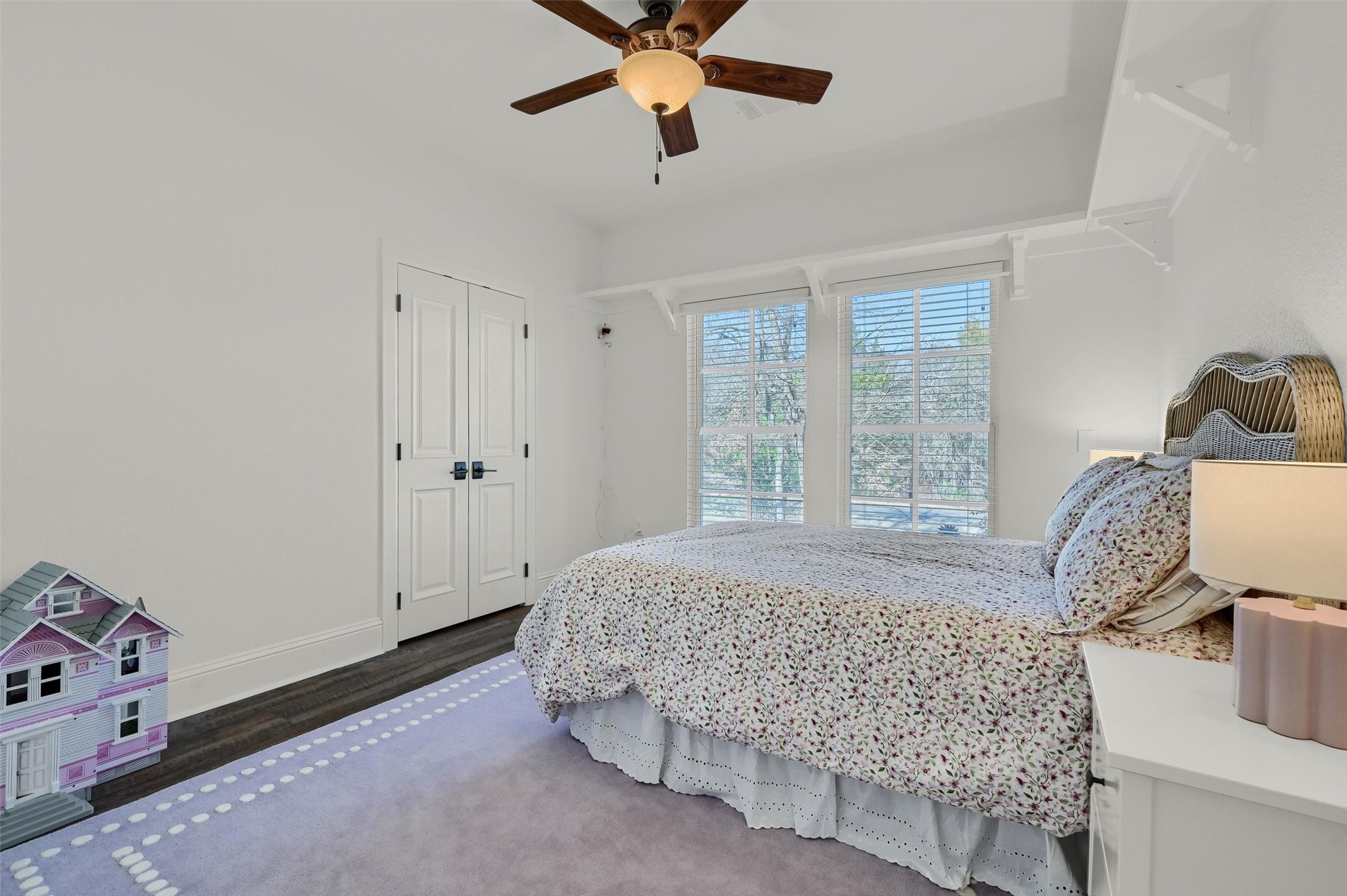 100 Shoshone Drive