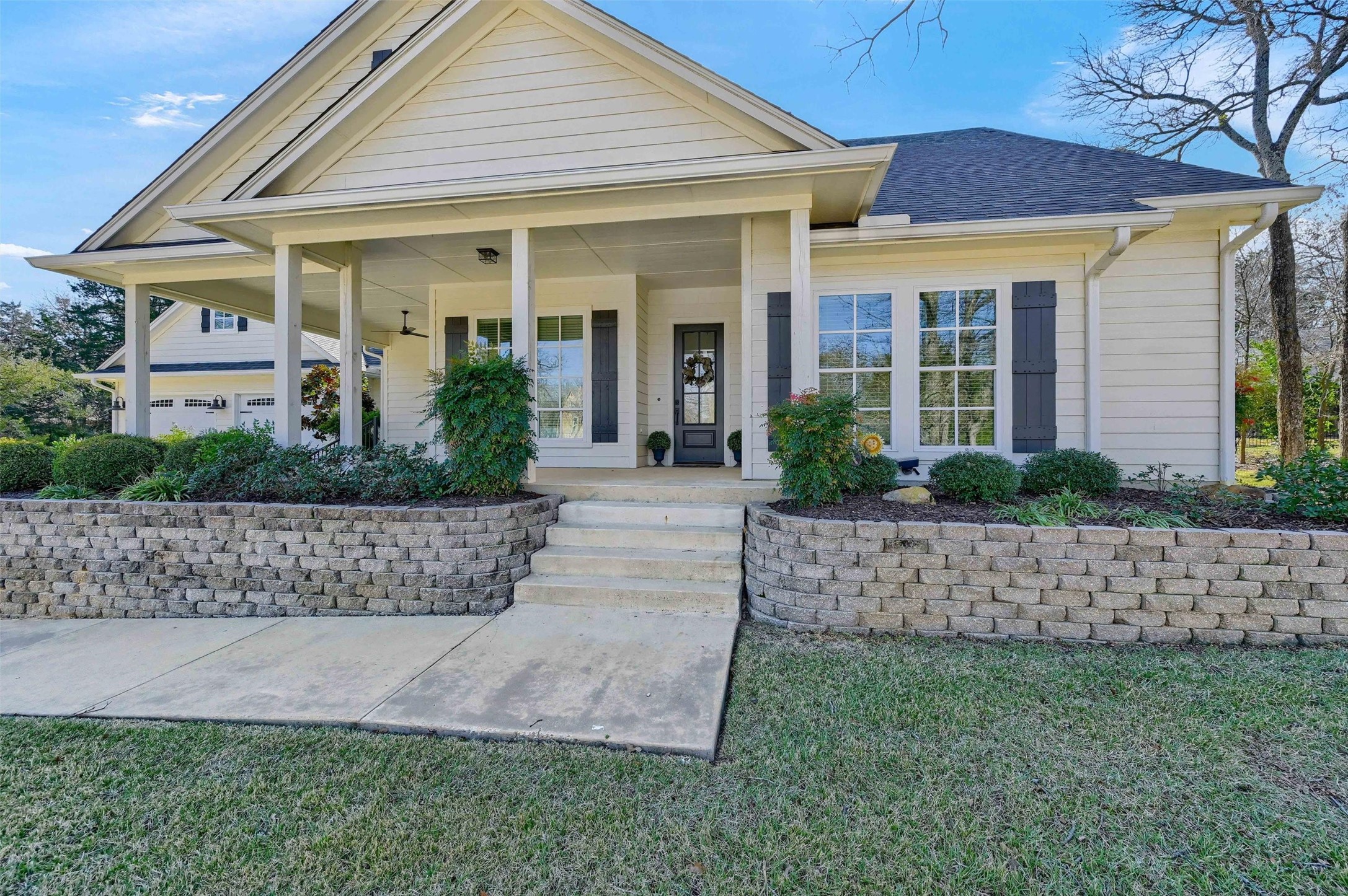 100 Shoshone Drive