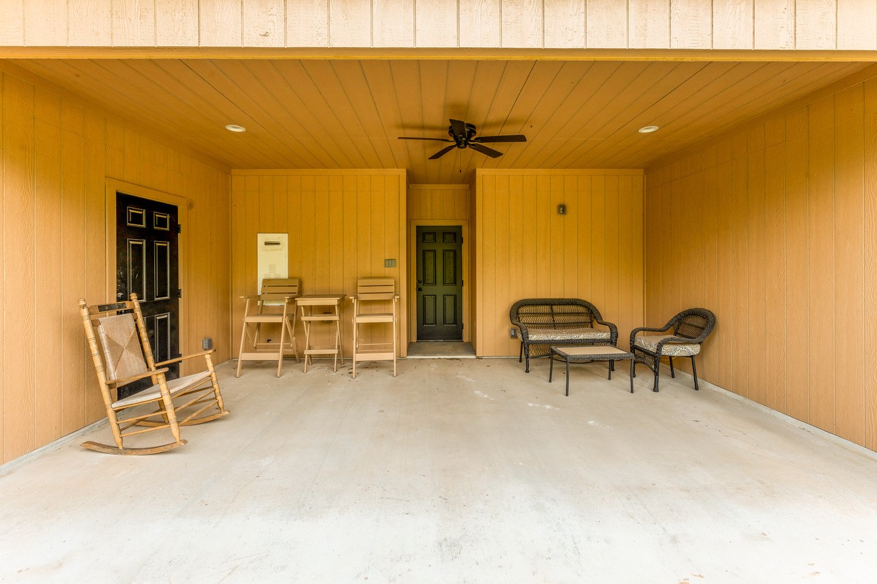 750 Jennings Lane