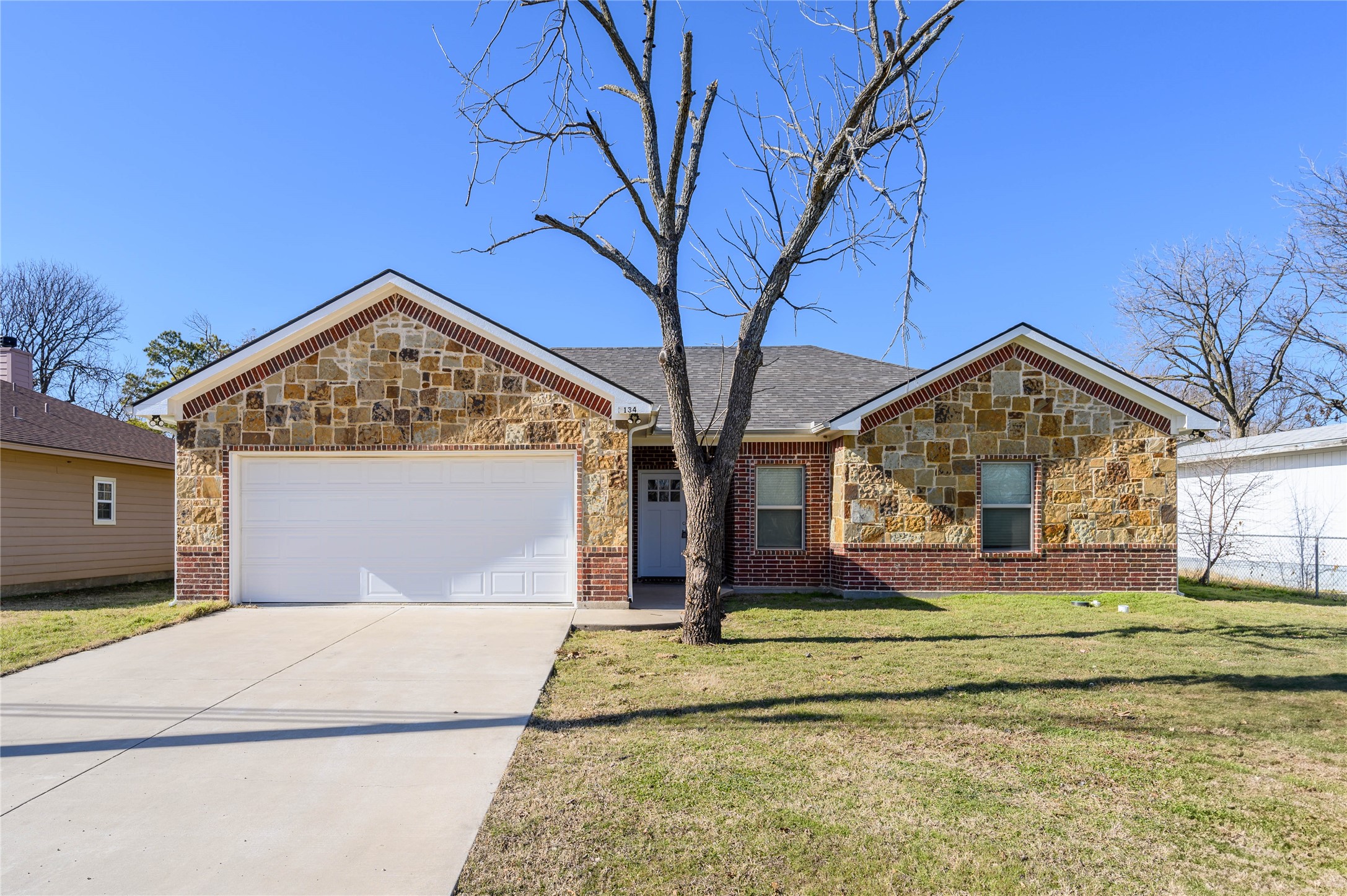 2134 N Frisco Road