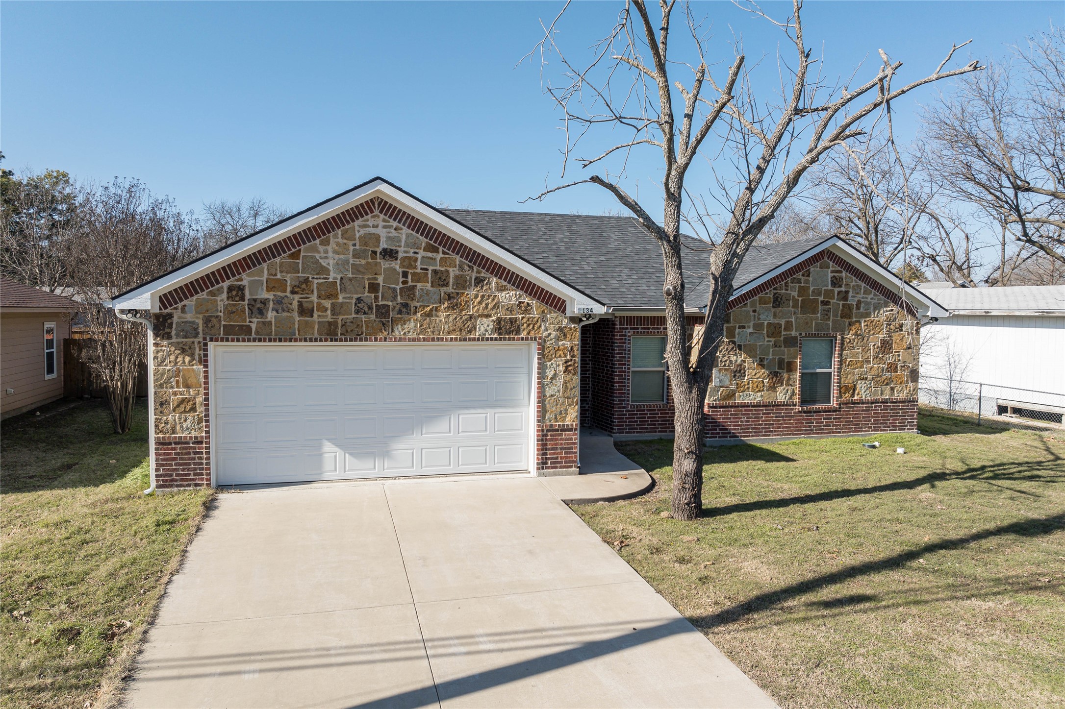 2134 N Frisco Road