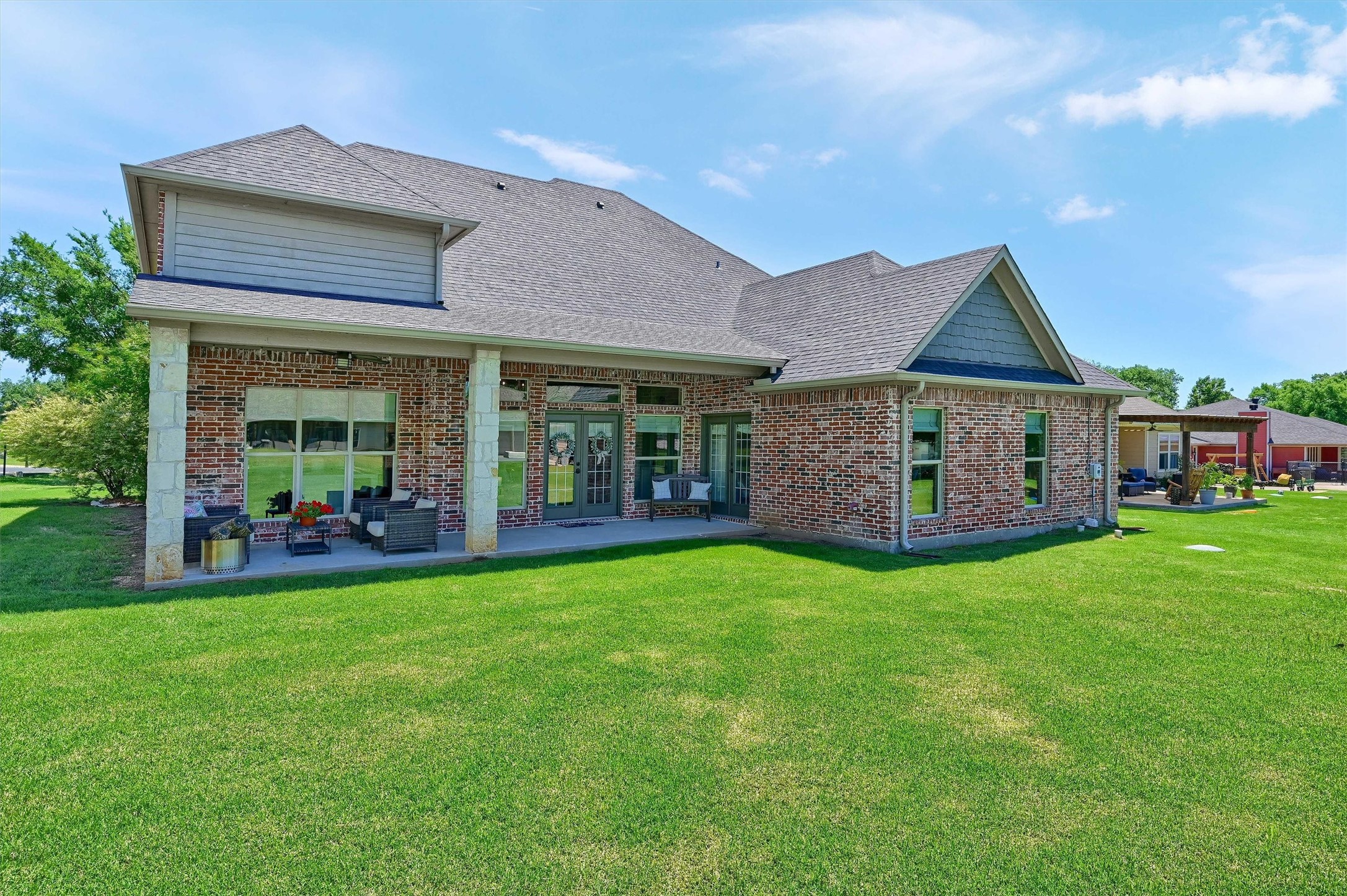 116 Sequoya Drive