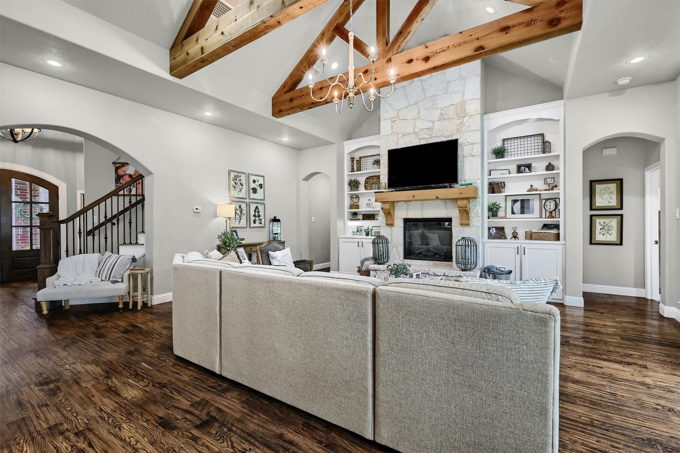 116 Sequoya Drive