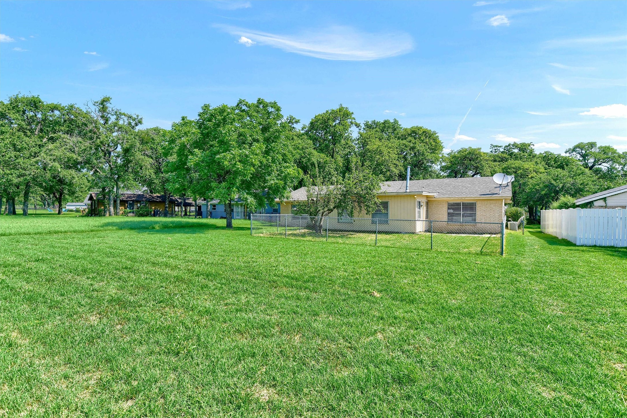 910 Kiowa Drive W