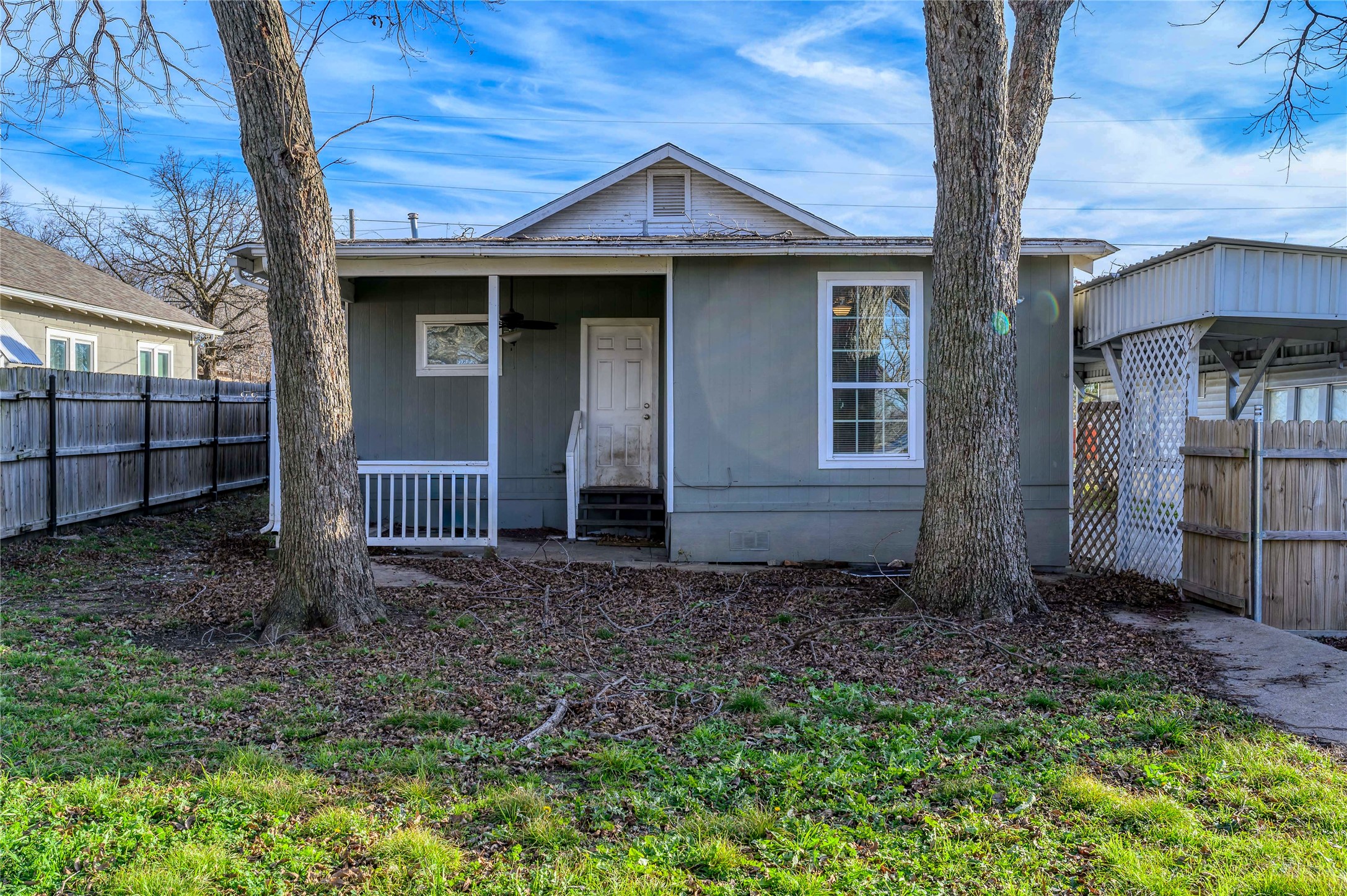 1715 E Pecan Street
