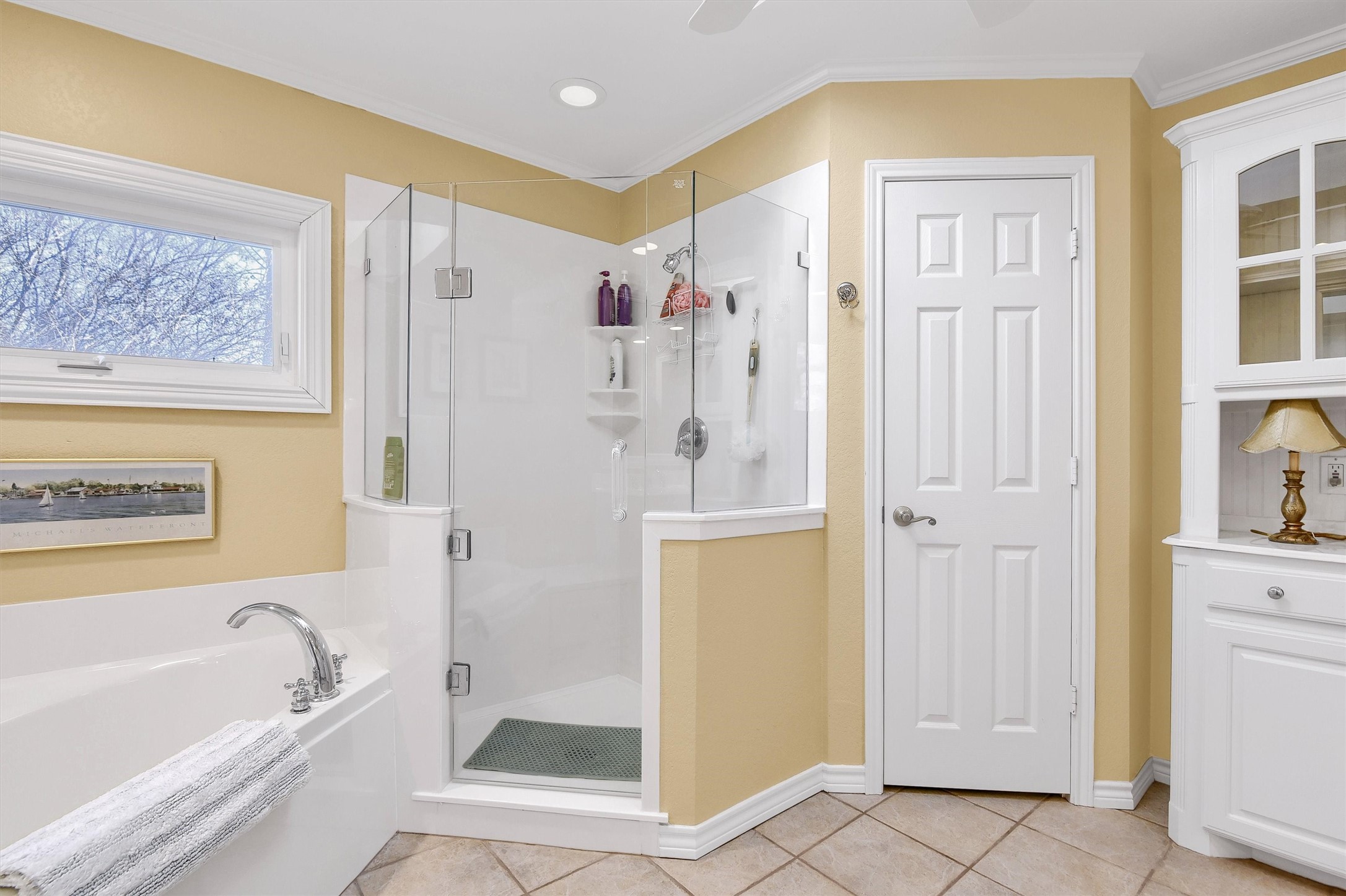 203 Kiowa Drive W