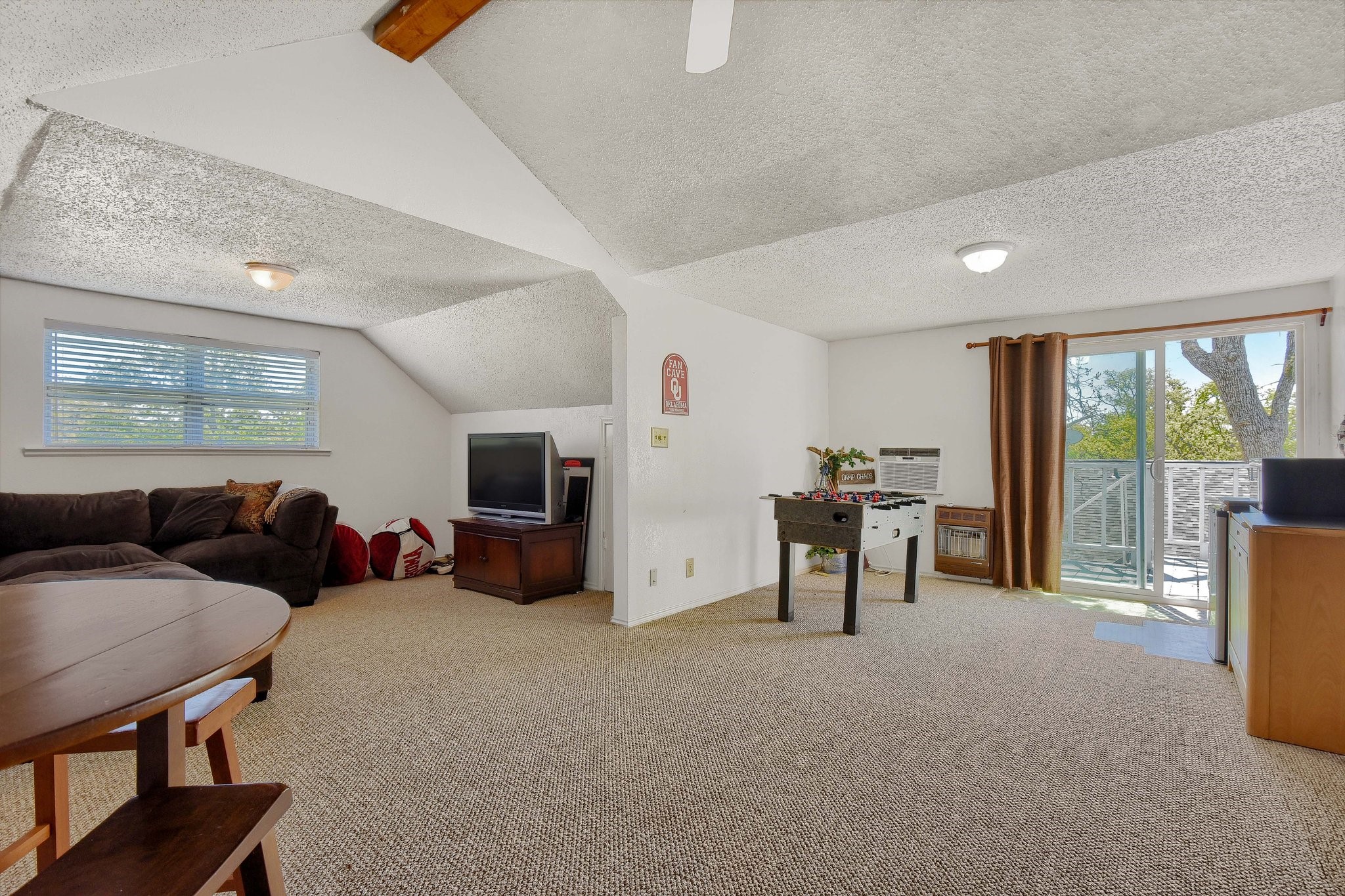 1214 Kiowa Drive E