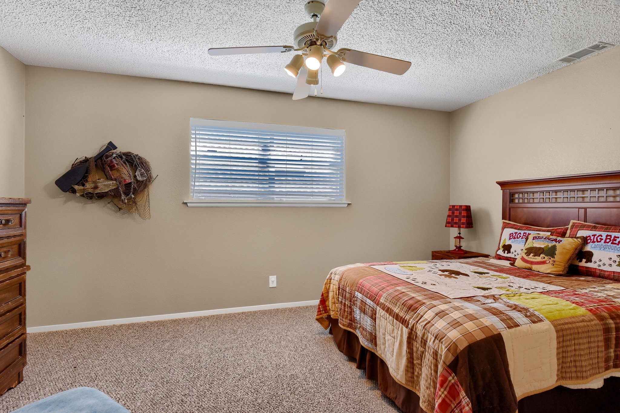 1214 Kiowa Drive E