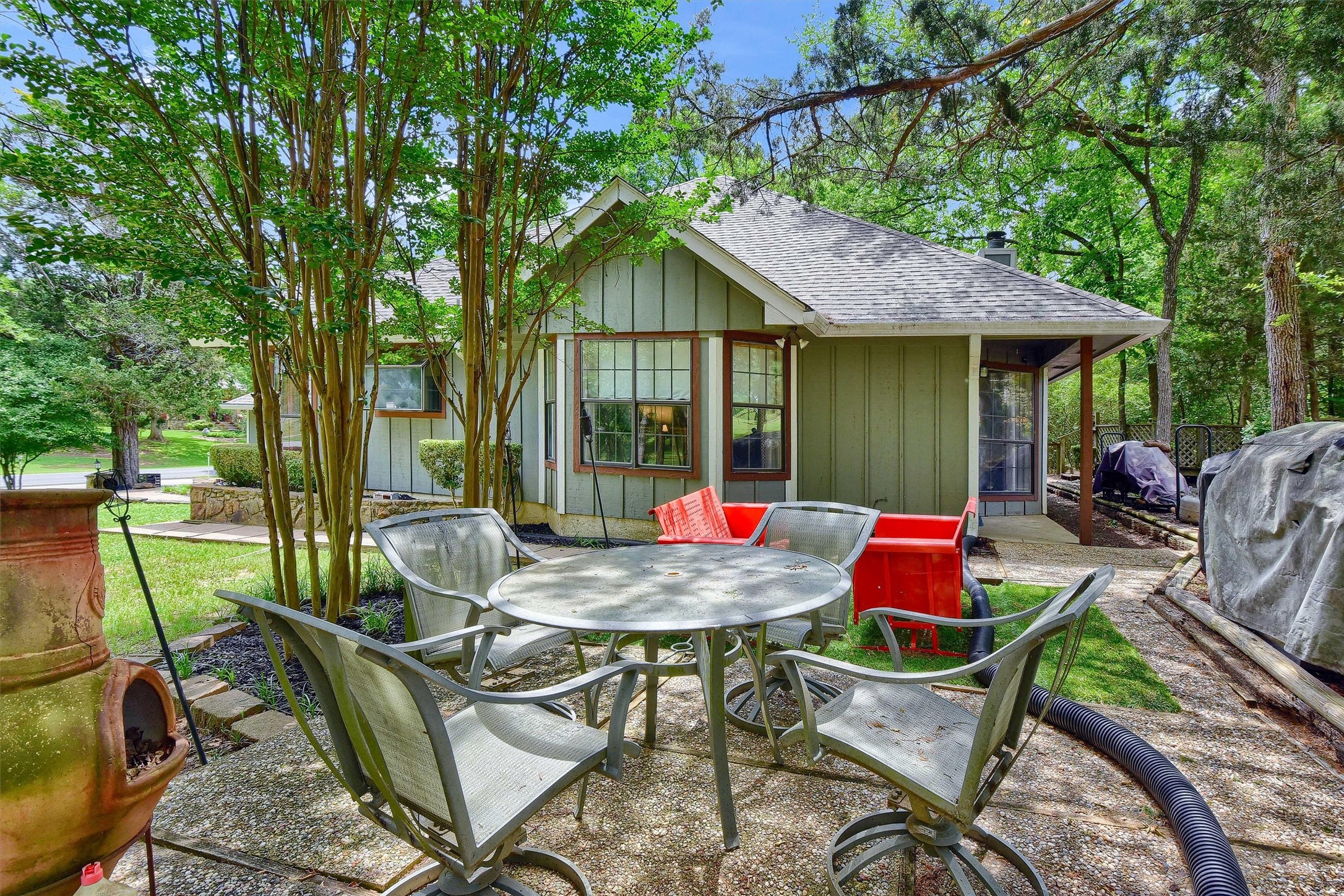 623 Kiowa Dr E