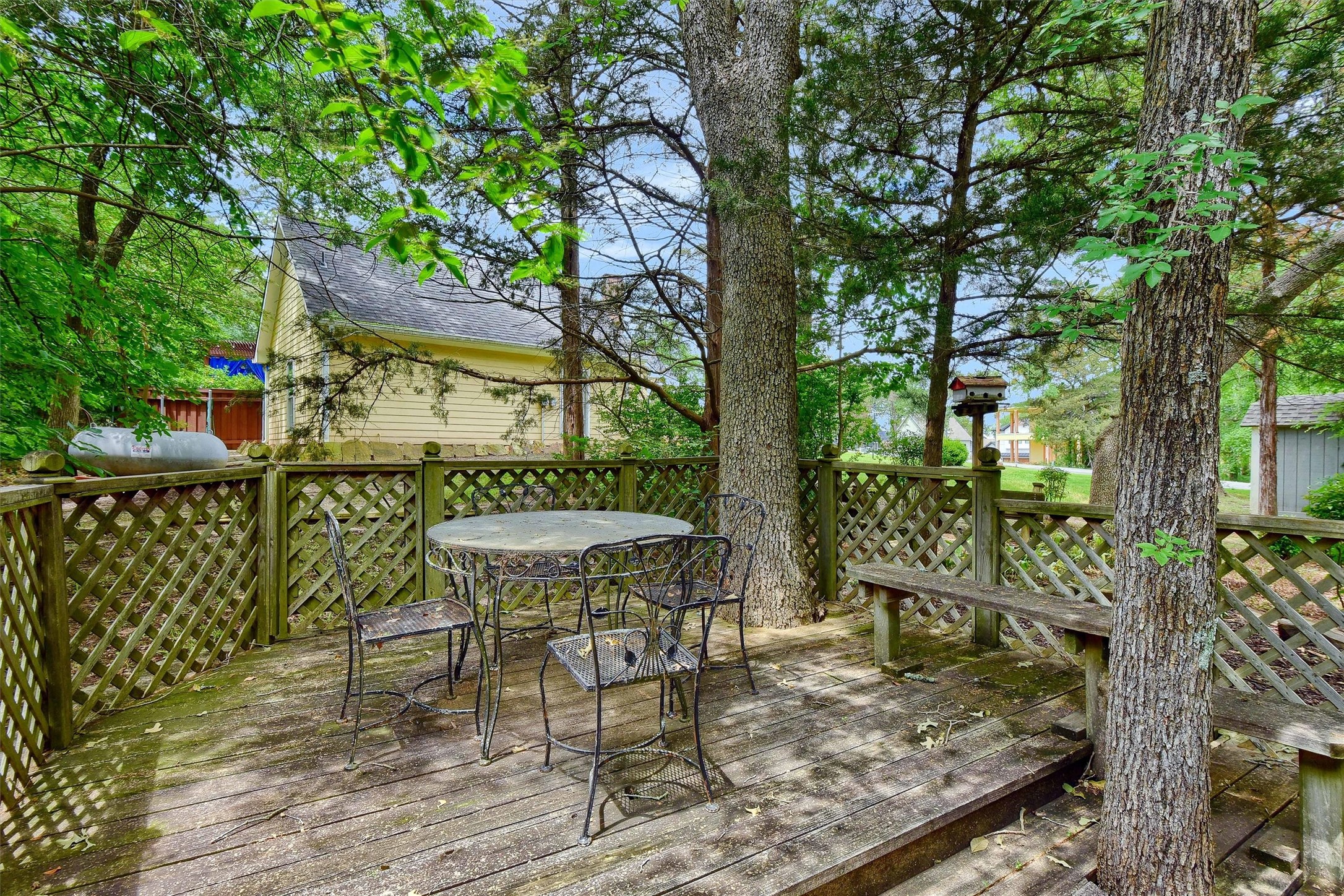 623 Kiowa Dr E