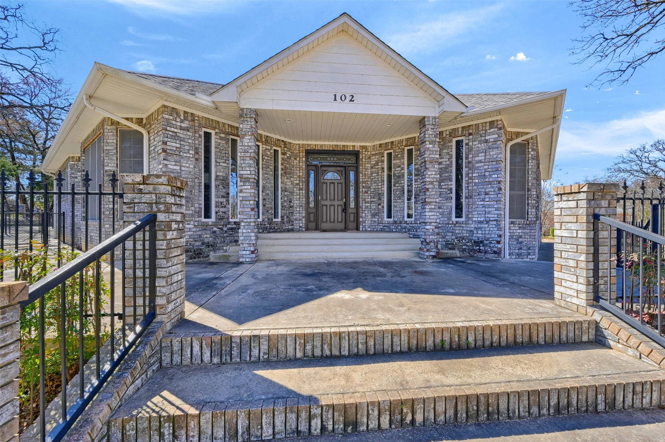 102 Santee Drive