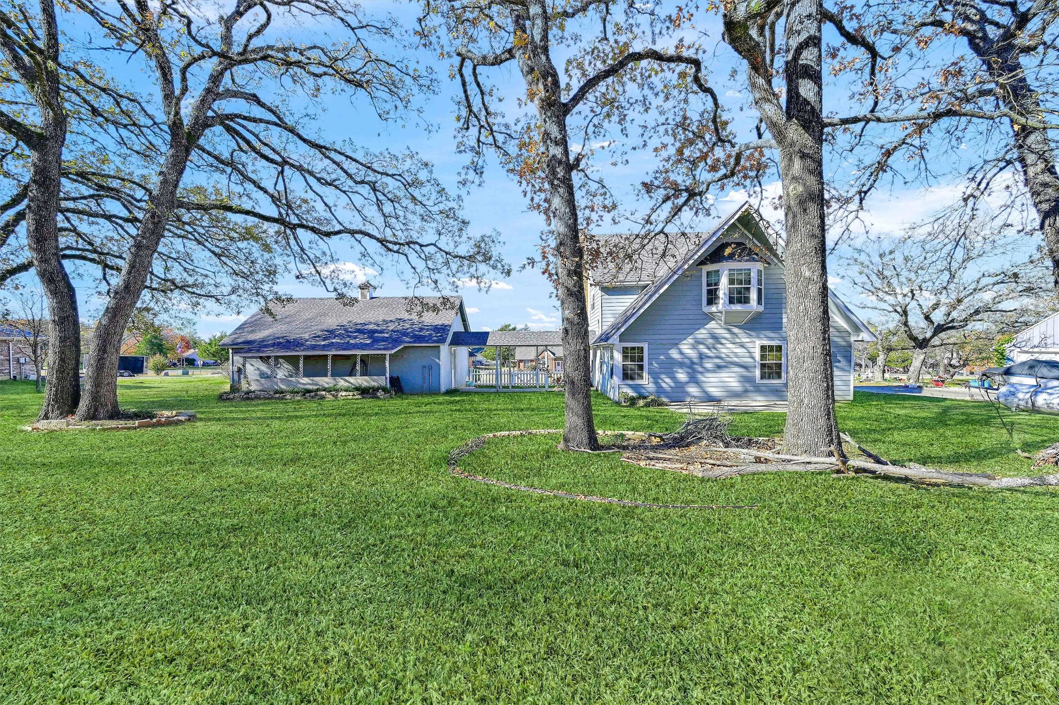 123 Pontiac Drive