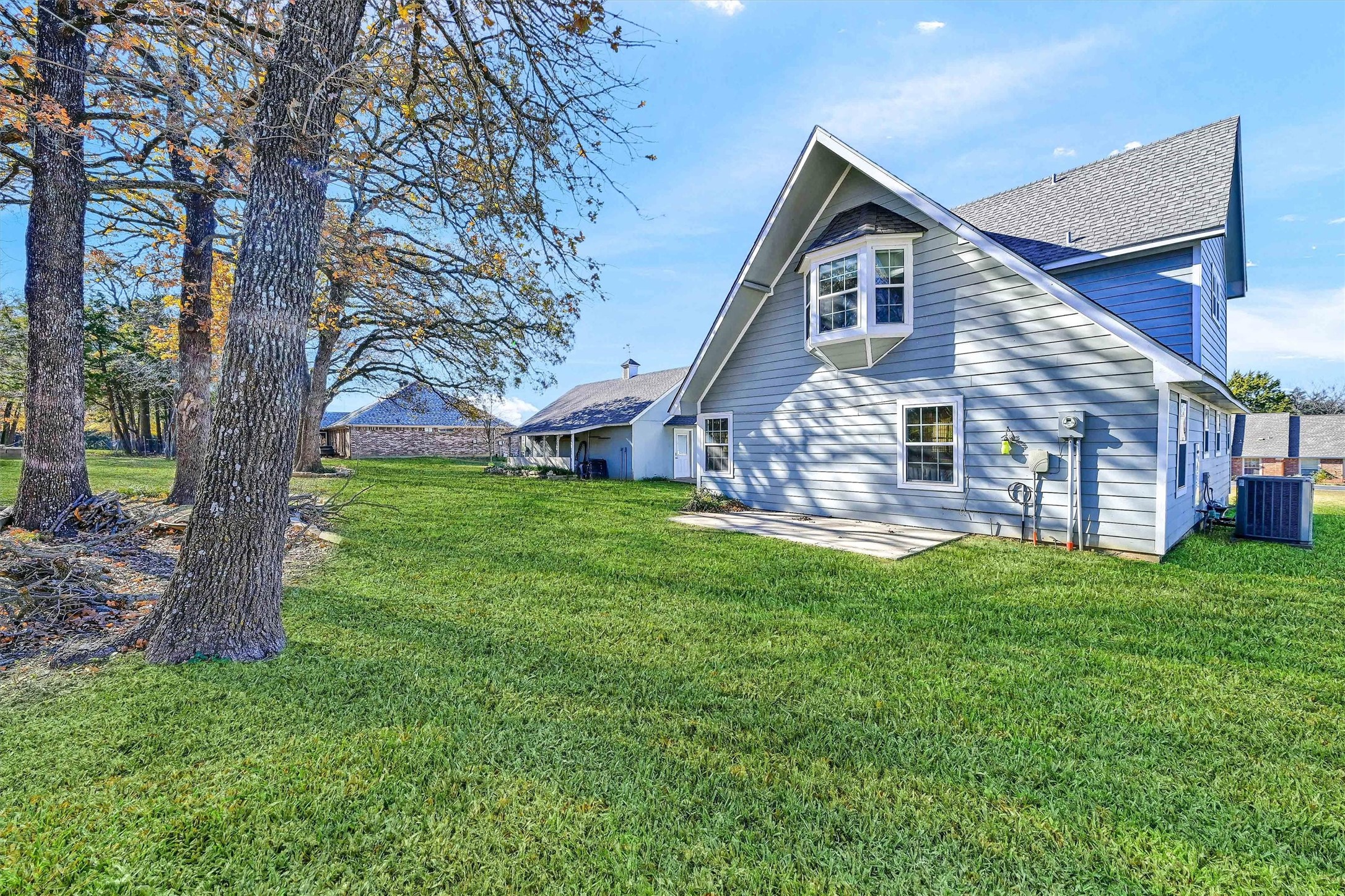 123 Pontiac Drive