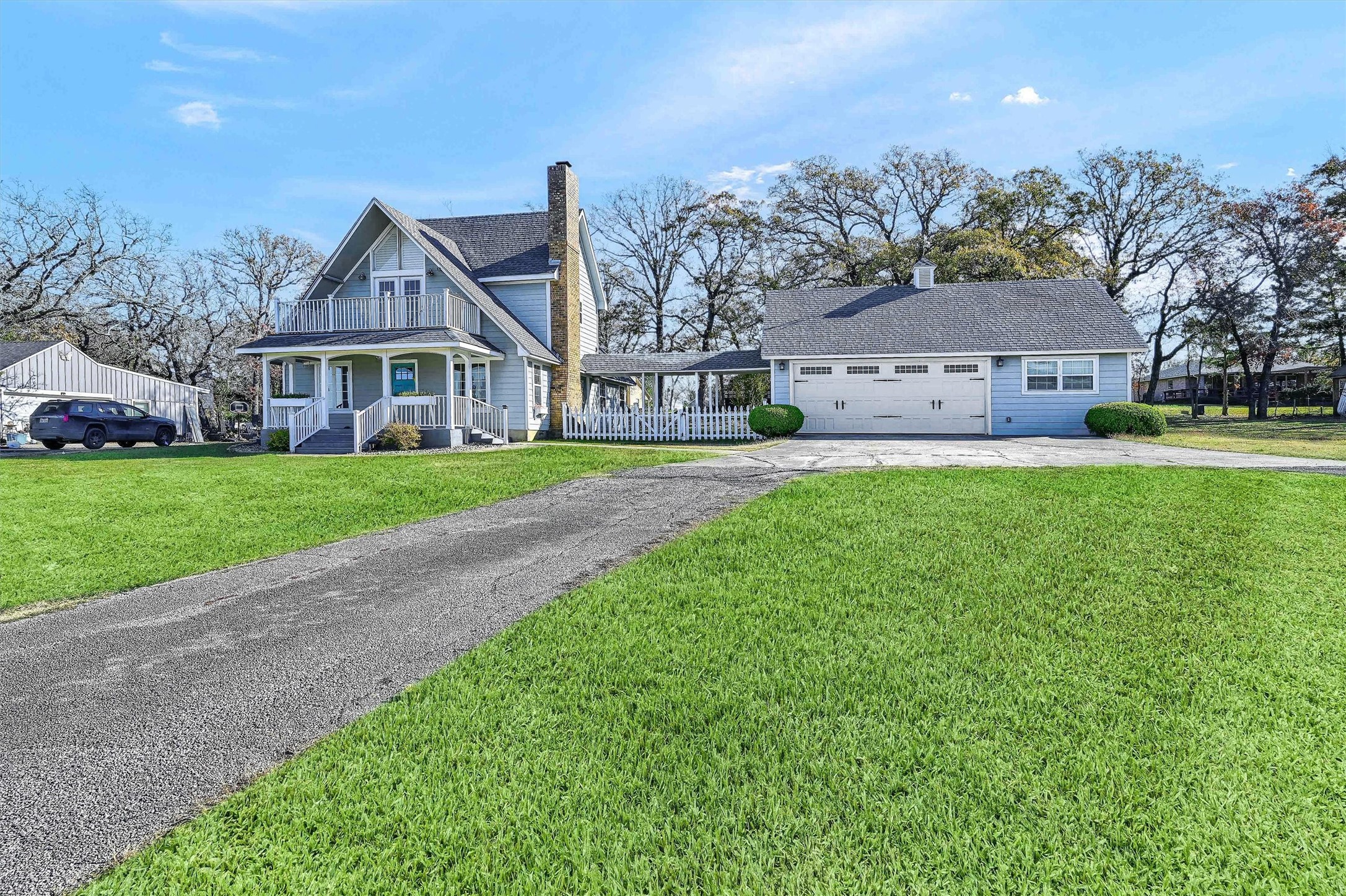 123 Pontiac Drive