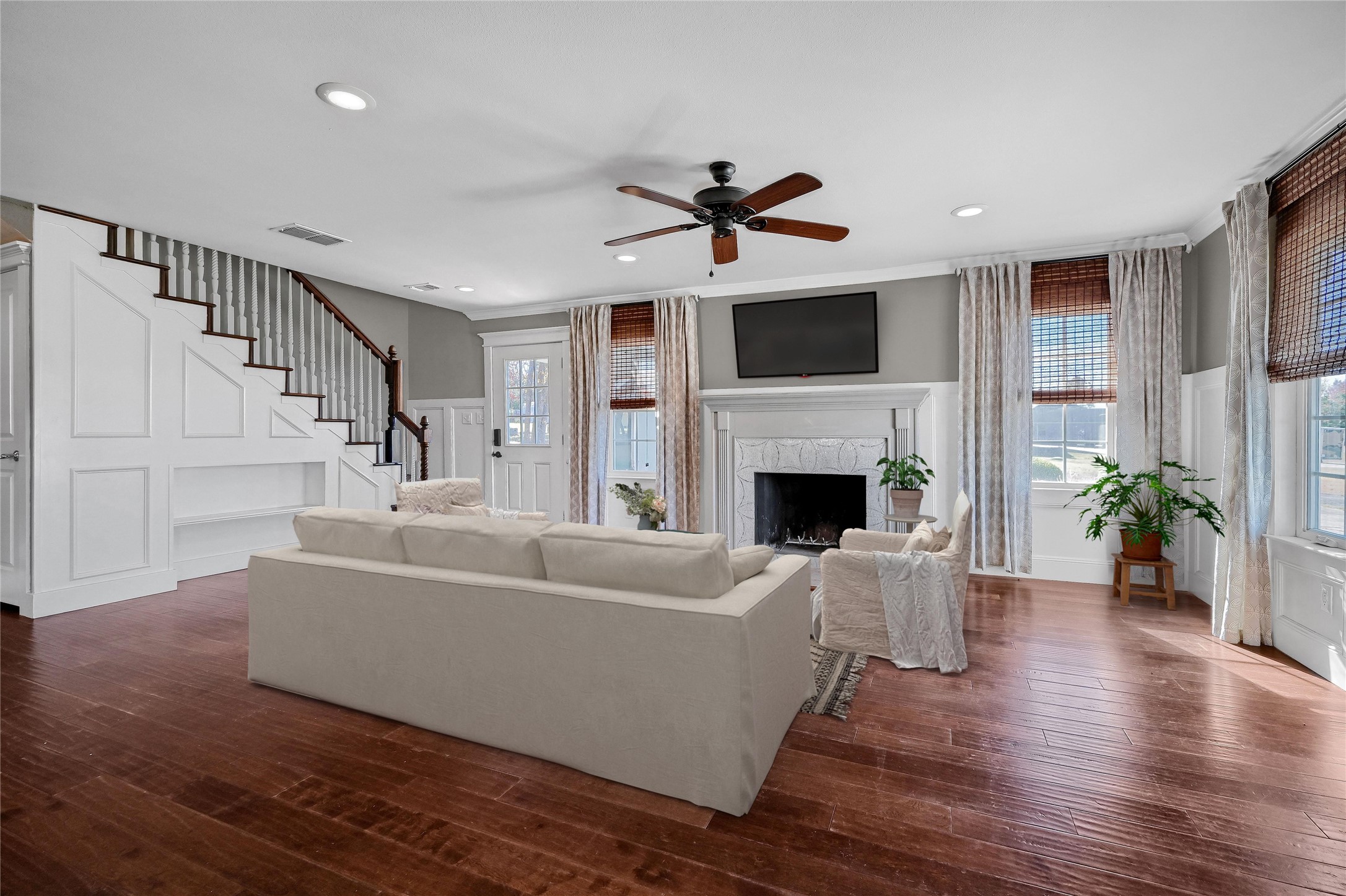 123 Pontiac Drive