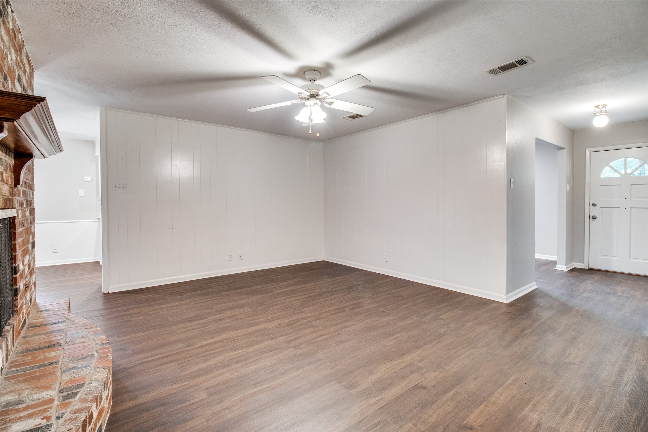 906 Starlight Drive
