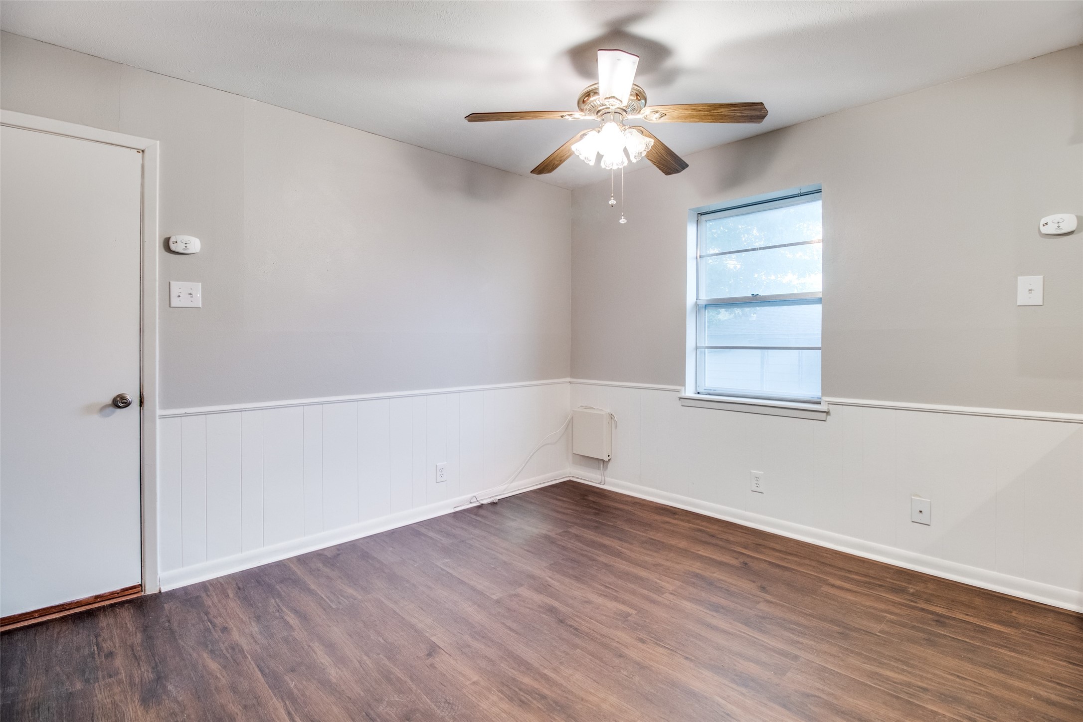 906 Starlight Drive