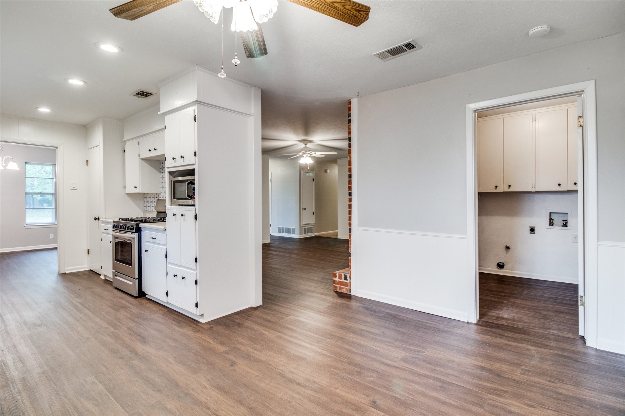 906 Starlight Drive