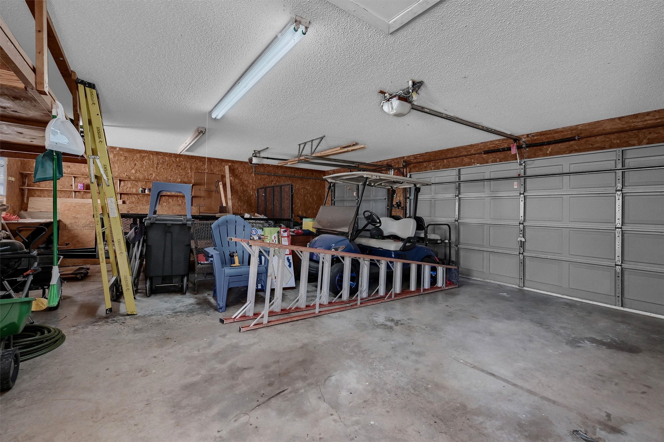 525 Kiowa Drive E