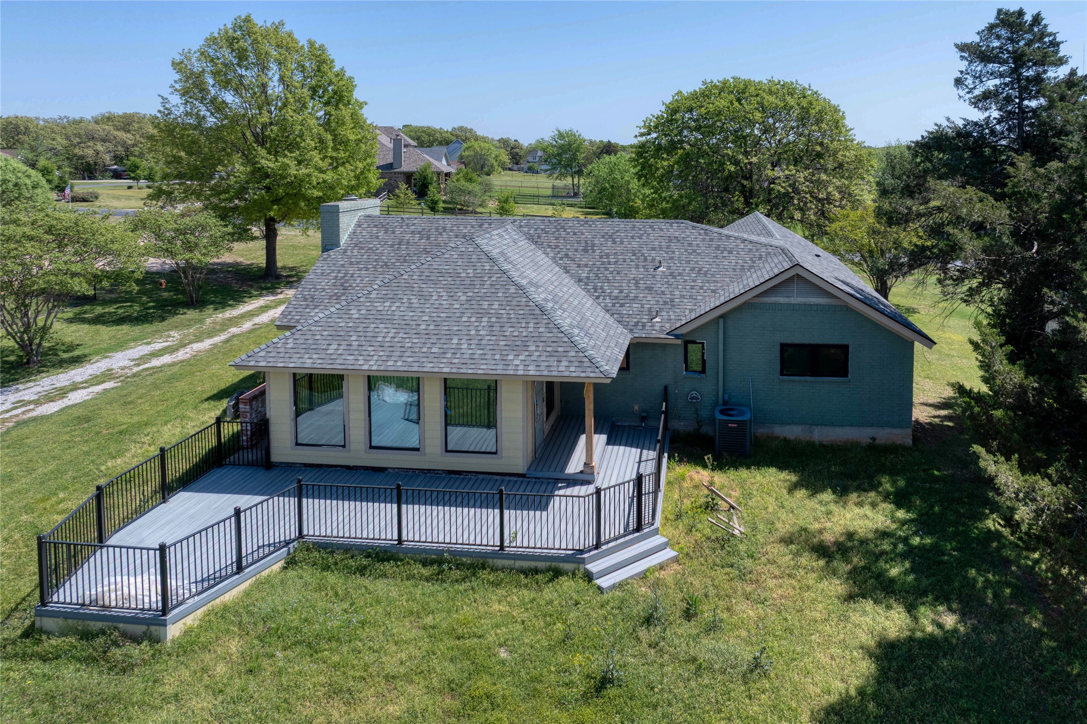 124 Sequoya Drive