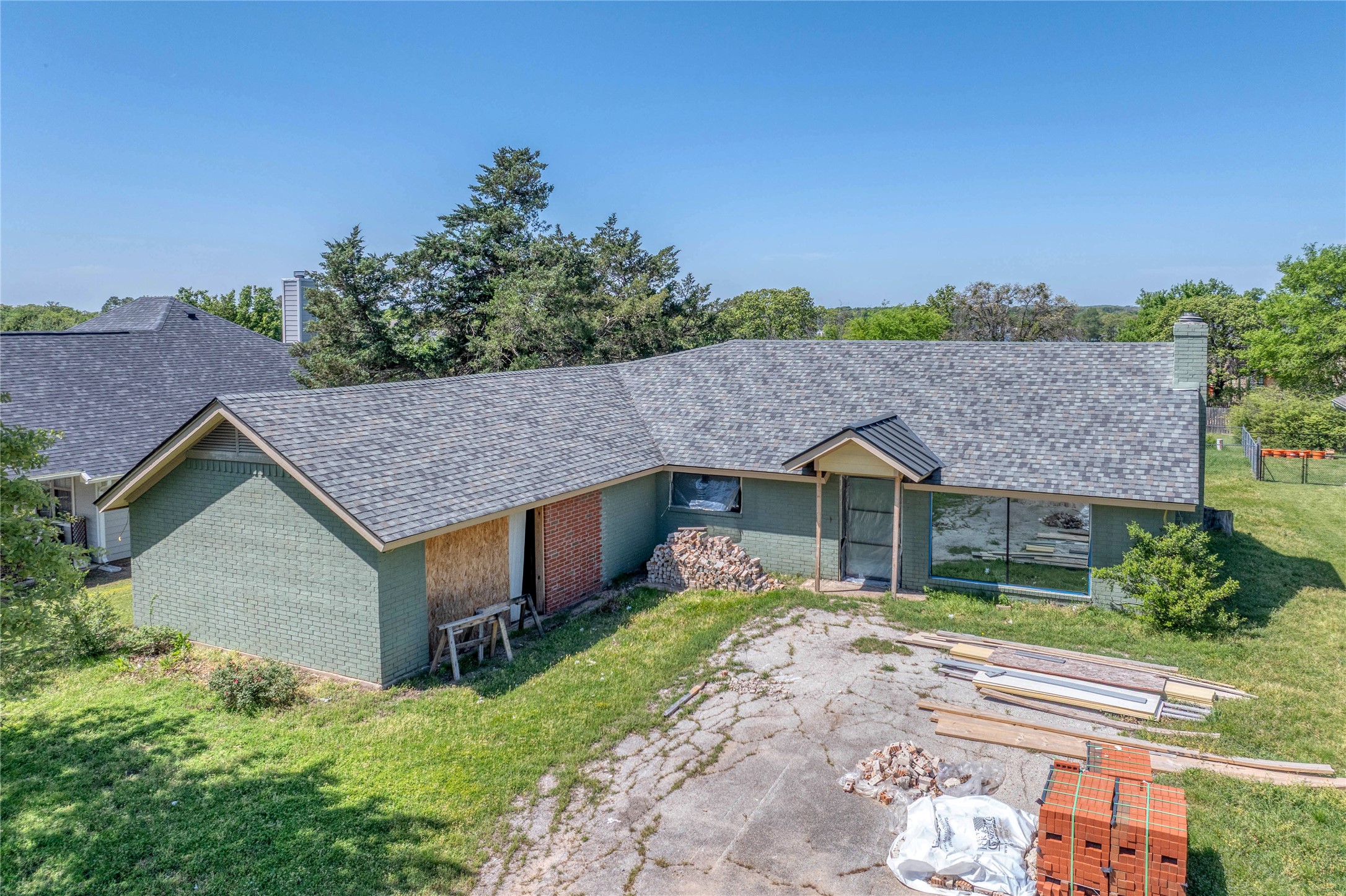 124 Sequoya Drive