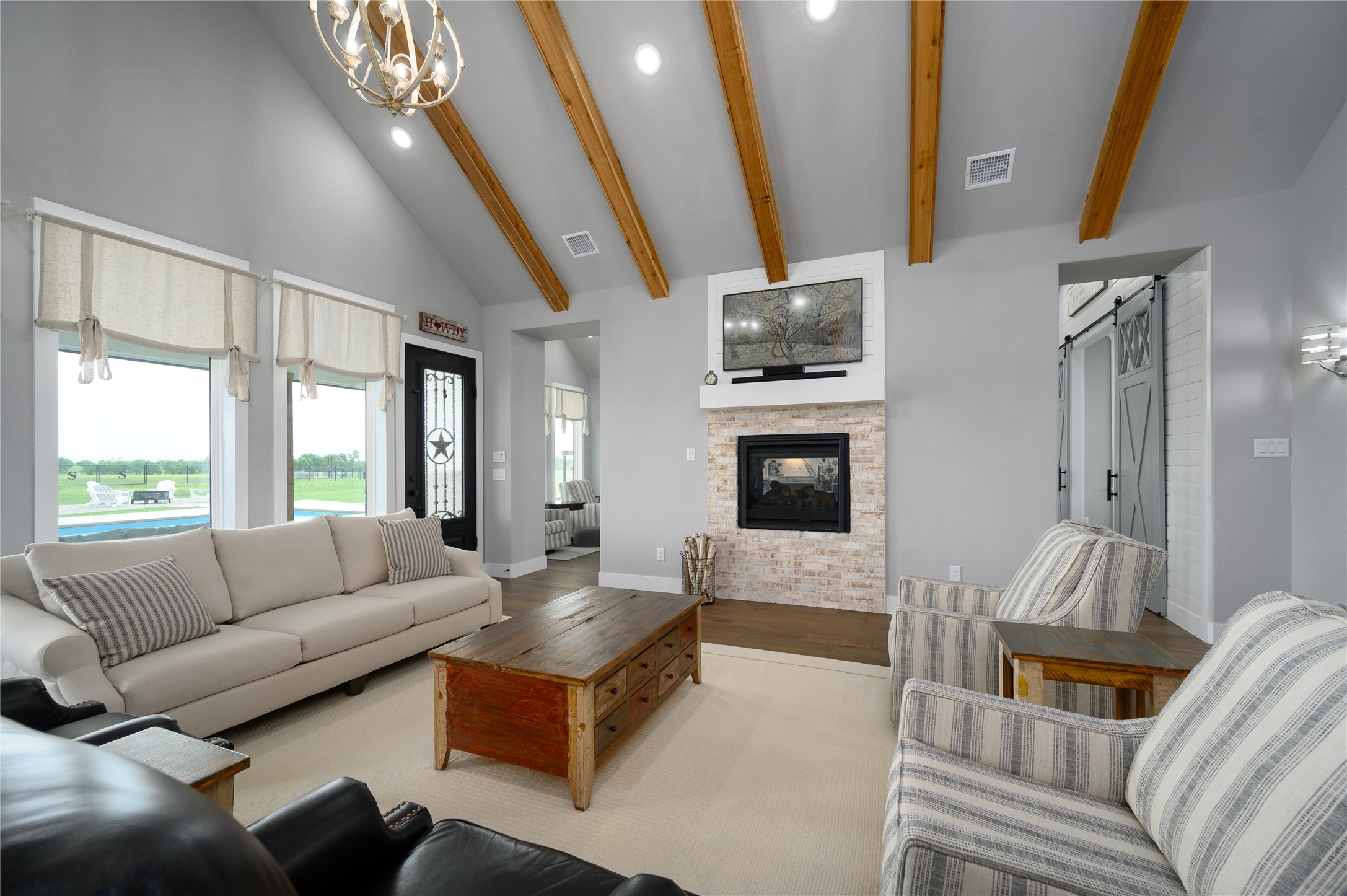 450 County Road 2411