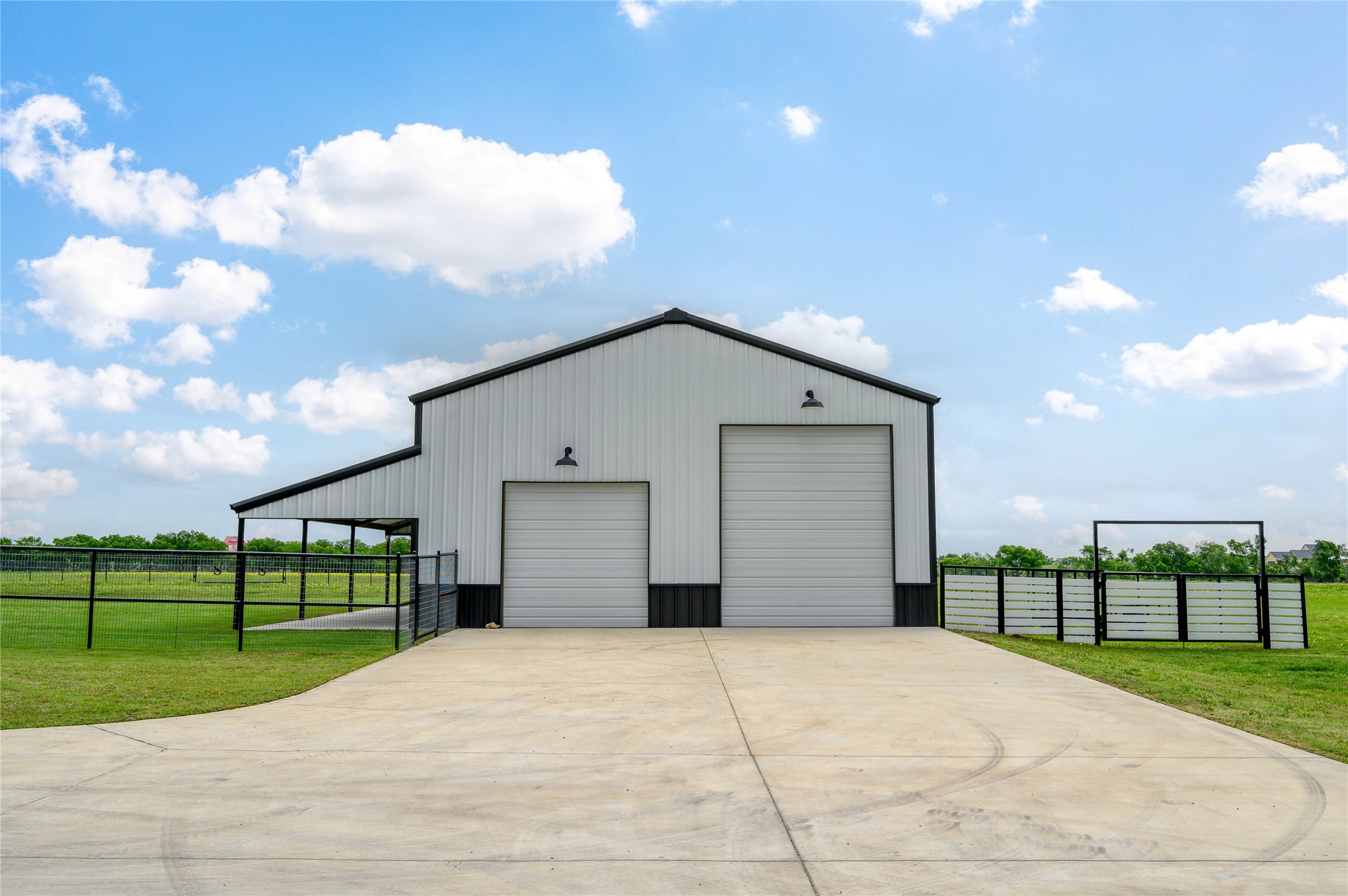 450 County Road 2411