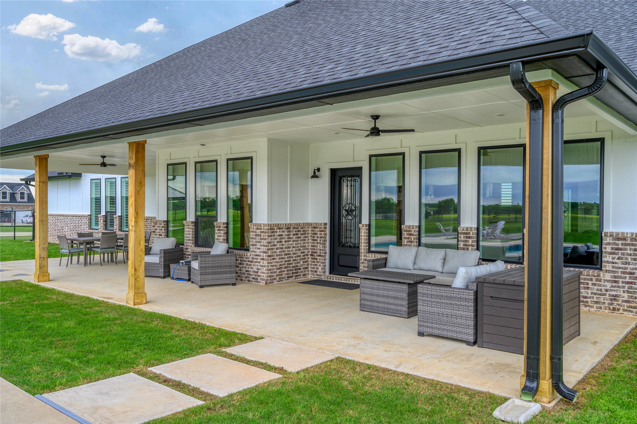 450 County Road 2411