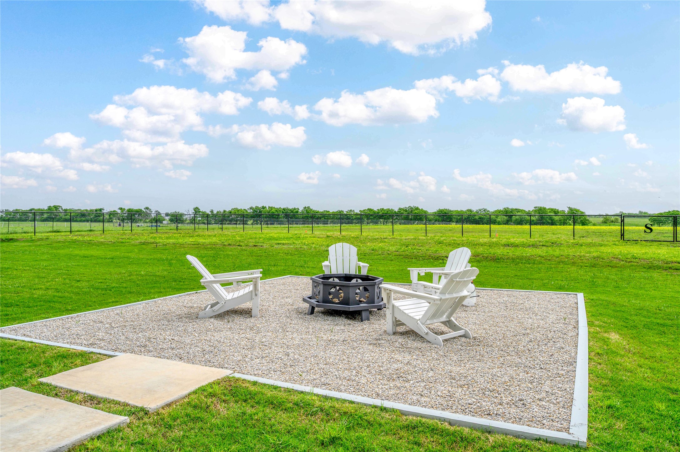 450 County Road 2411