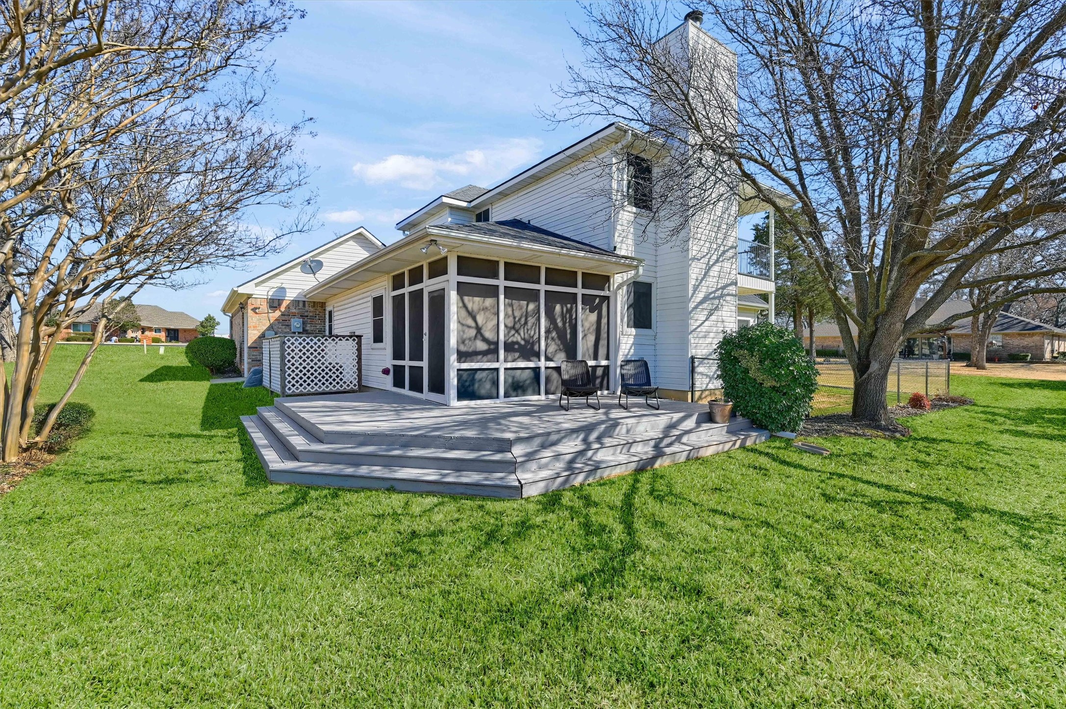 303 Kiowa Drive W
