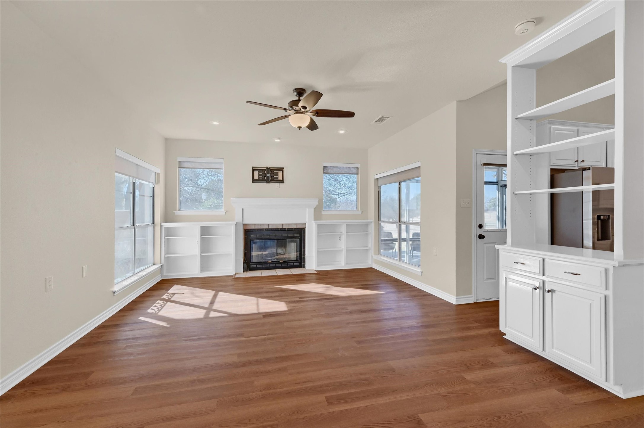 303 Kiowa Drive W