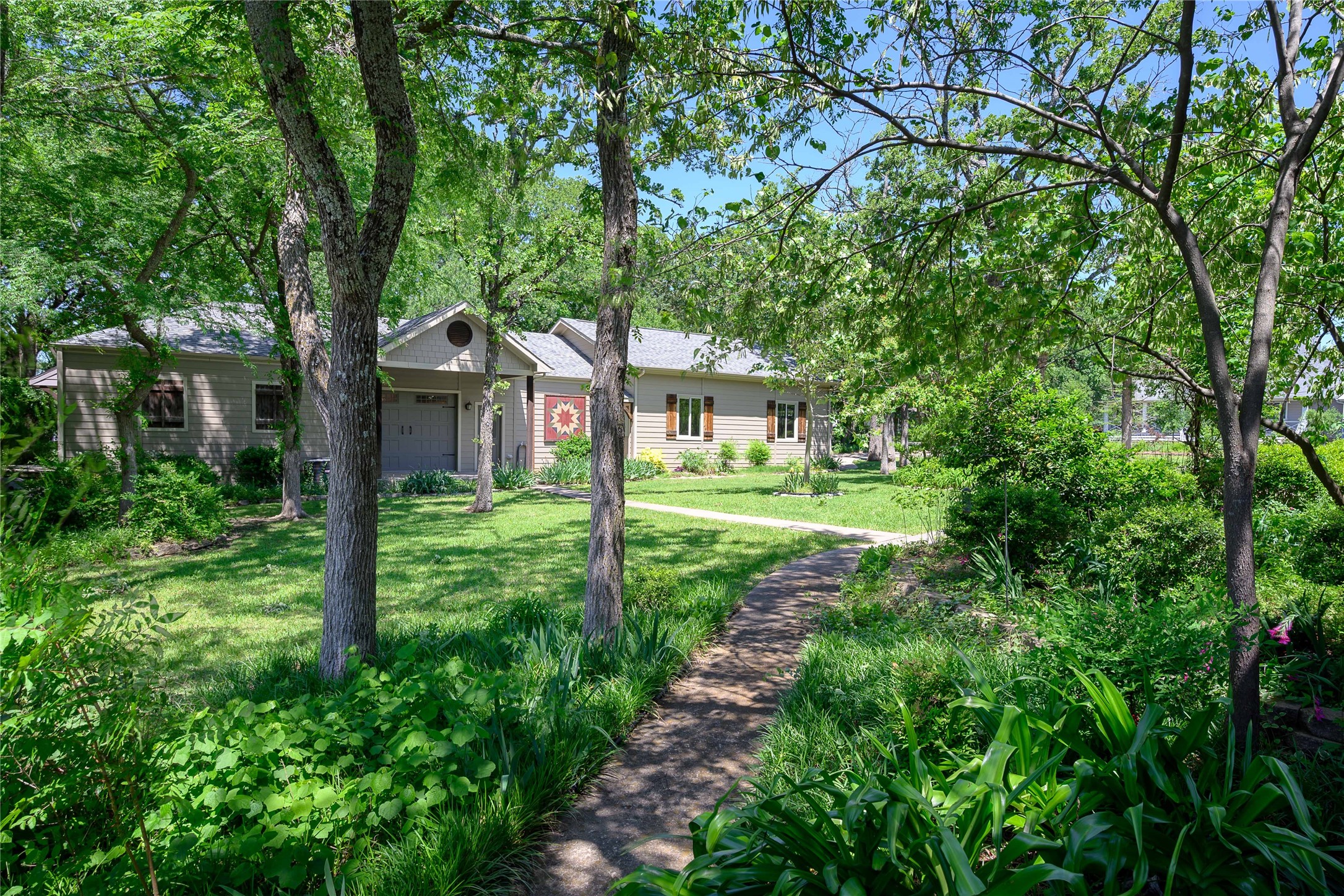 139 Shoshone Drive