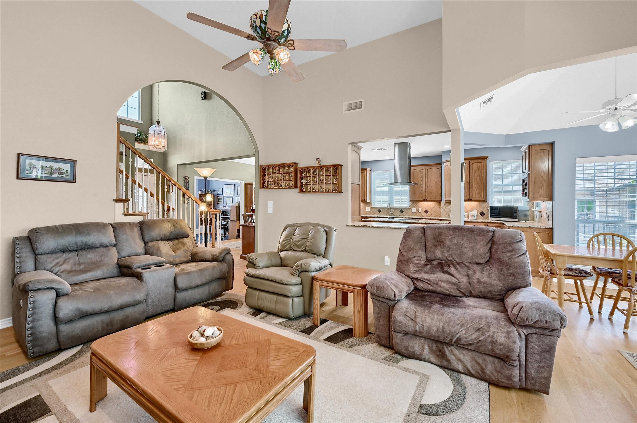 615 Kiowa Drive W