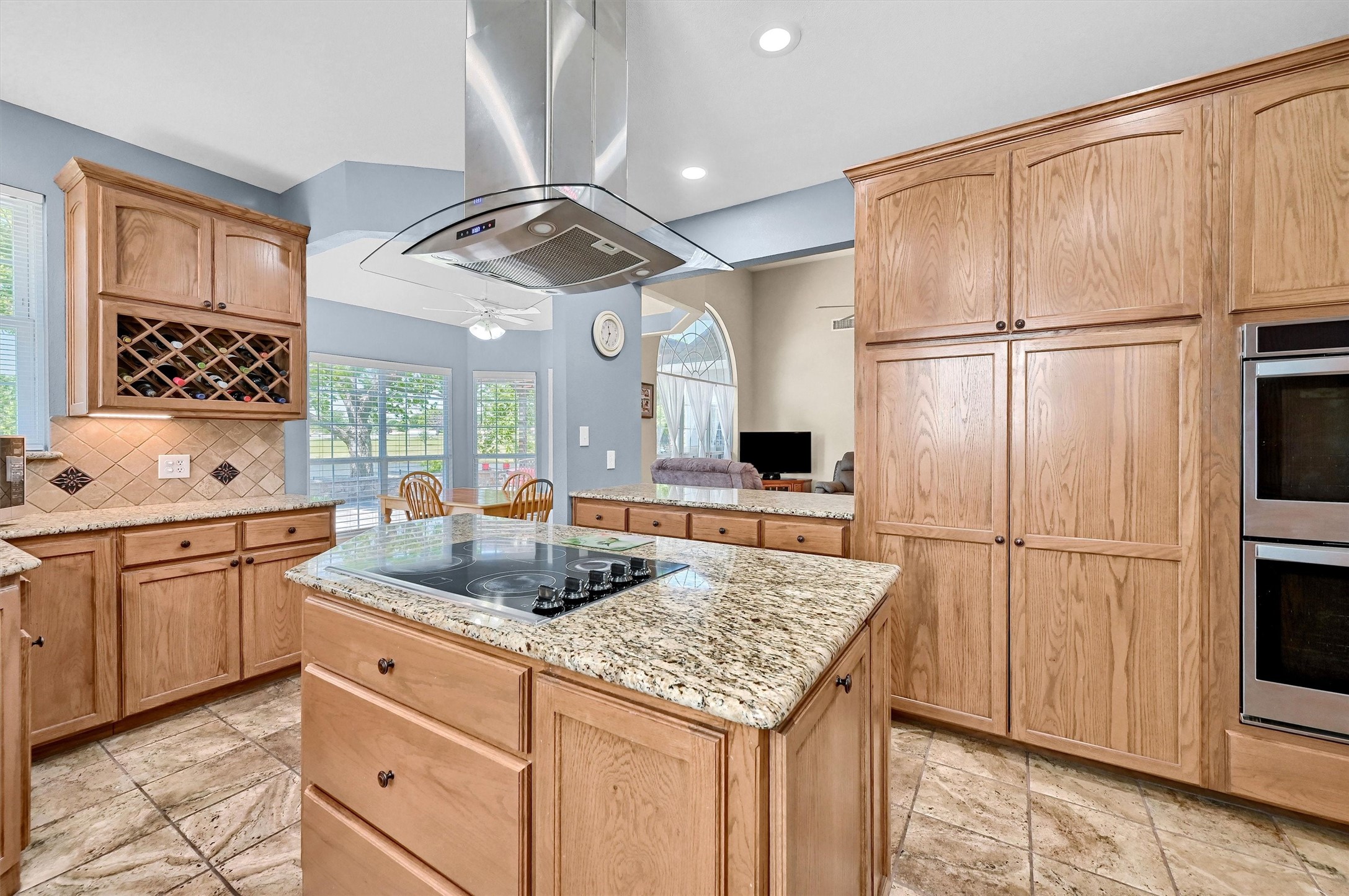 615 Kiowa Drive W