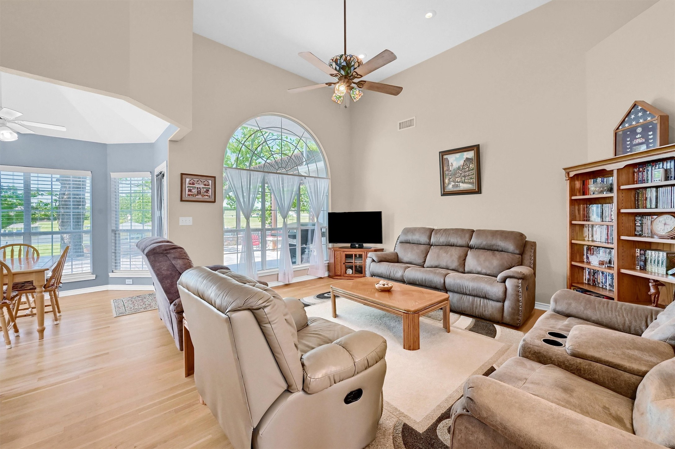 615 Kiowa Drive W