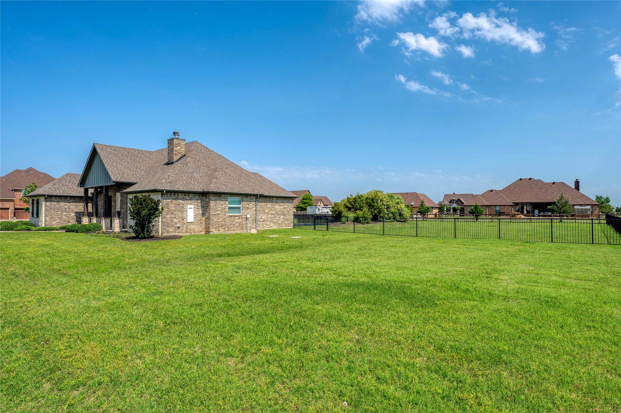 2113 Twin Creeks Circle