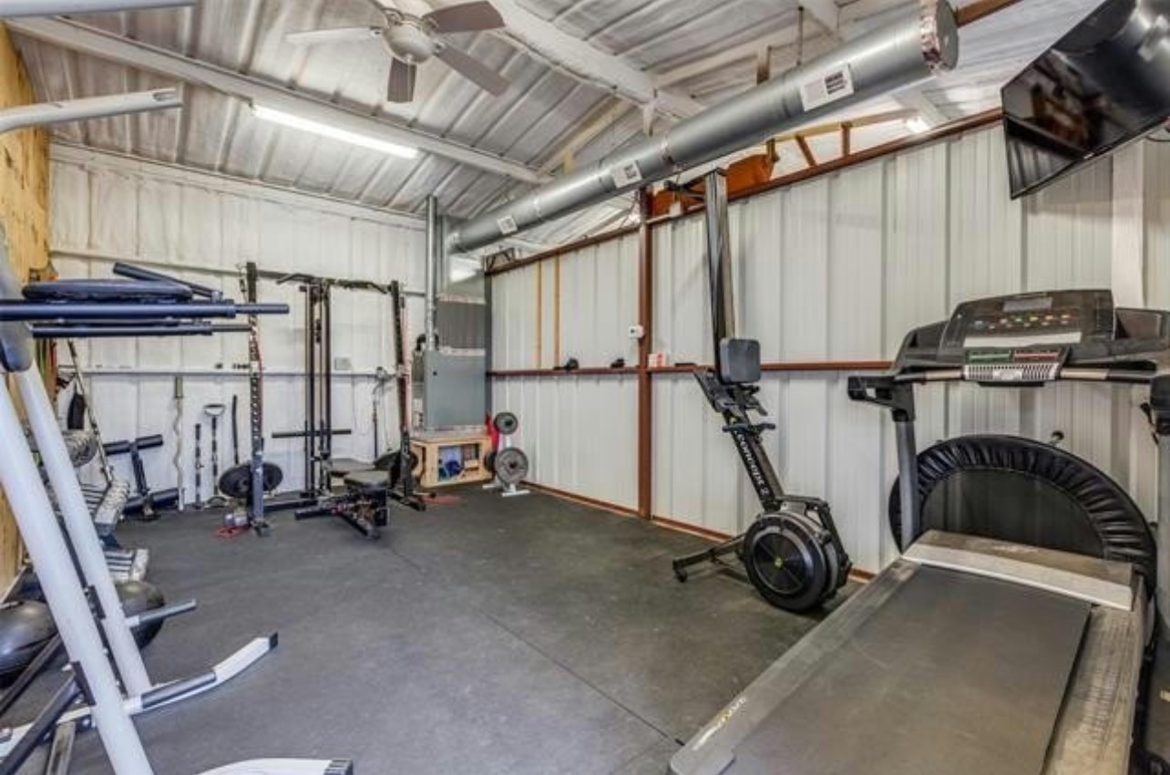 2113 Twin Creeks Circle