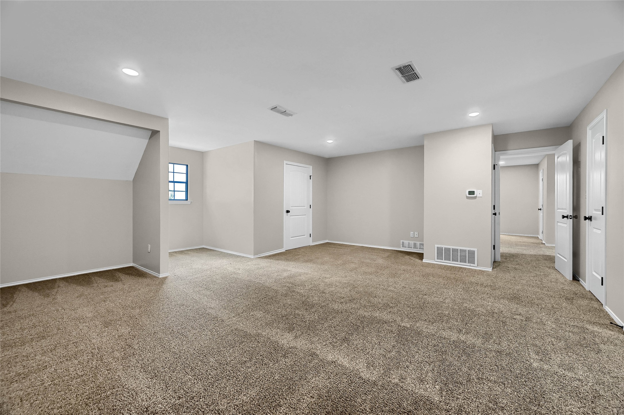 1101 Brooks Lane