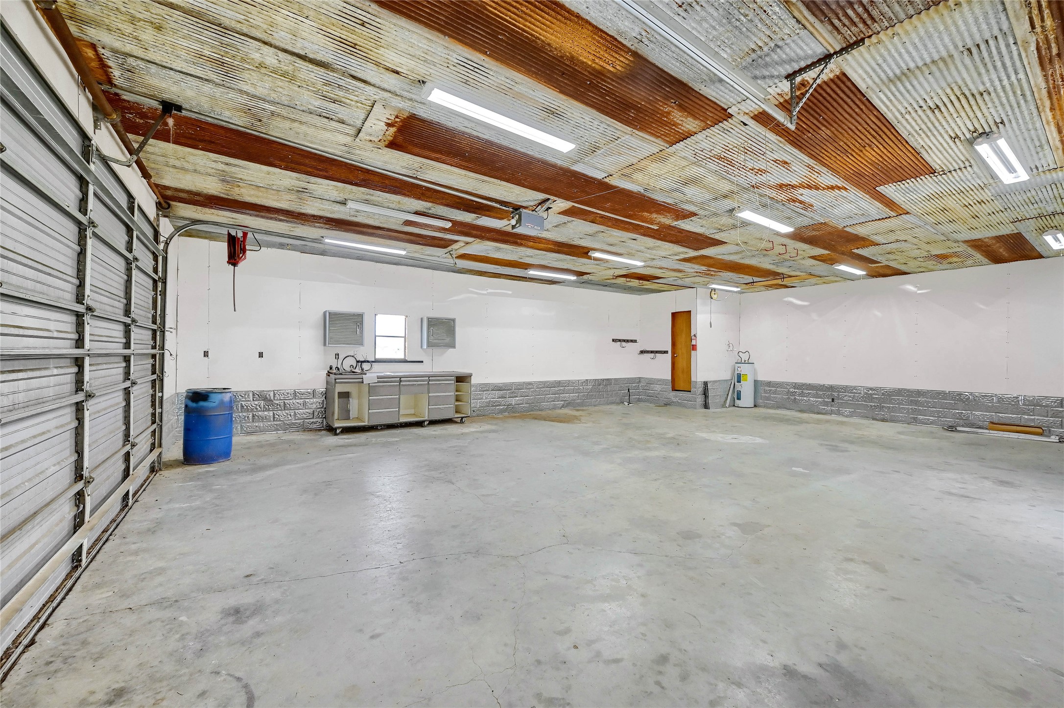 1101 Brooks Lane