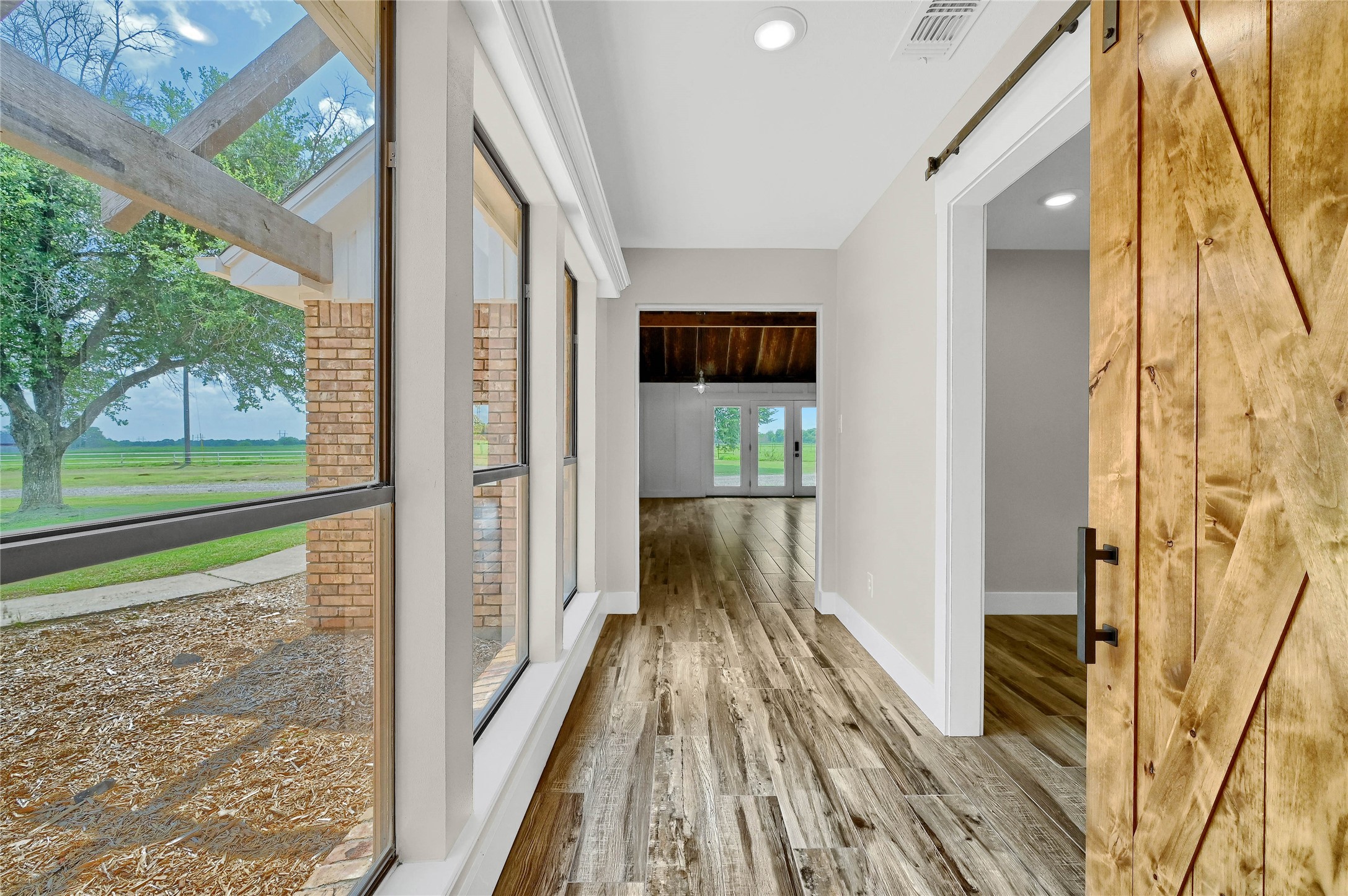 1101 A Brooks Lane