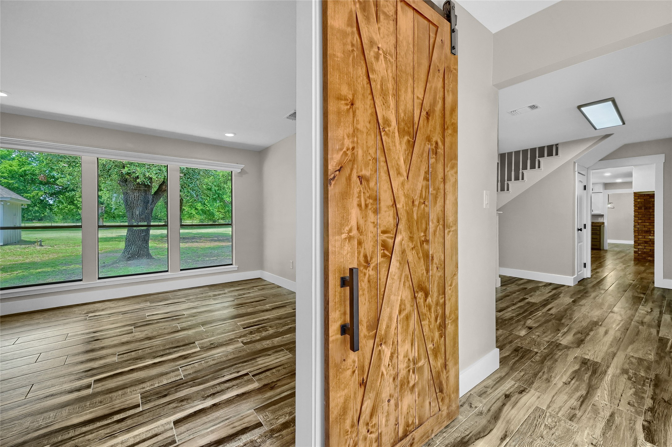 1101 A Brooks Lane