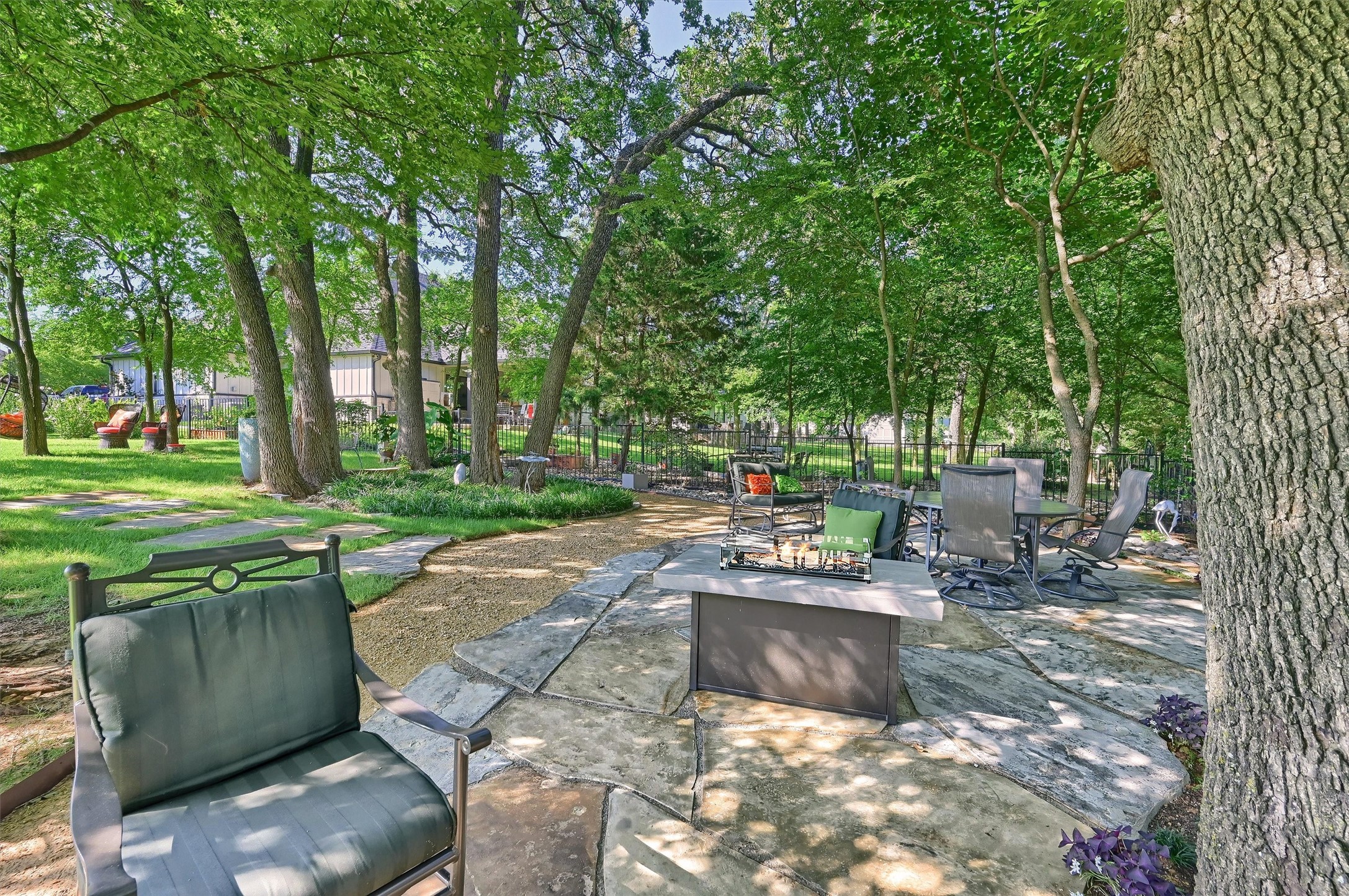 122 Comanche Drive