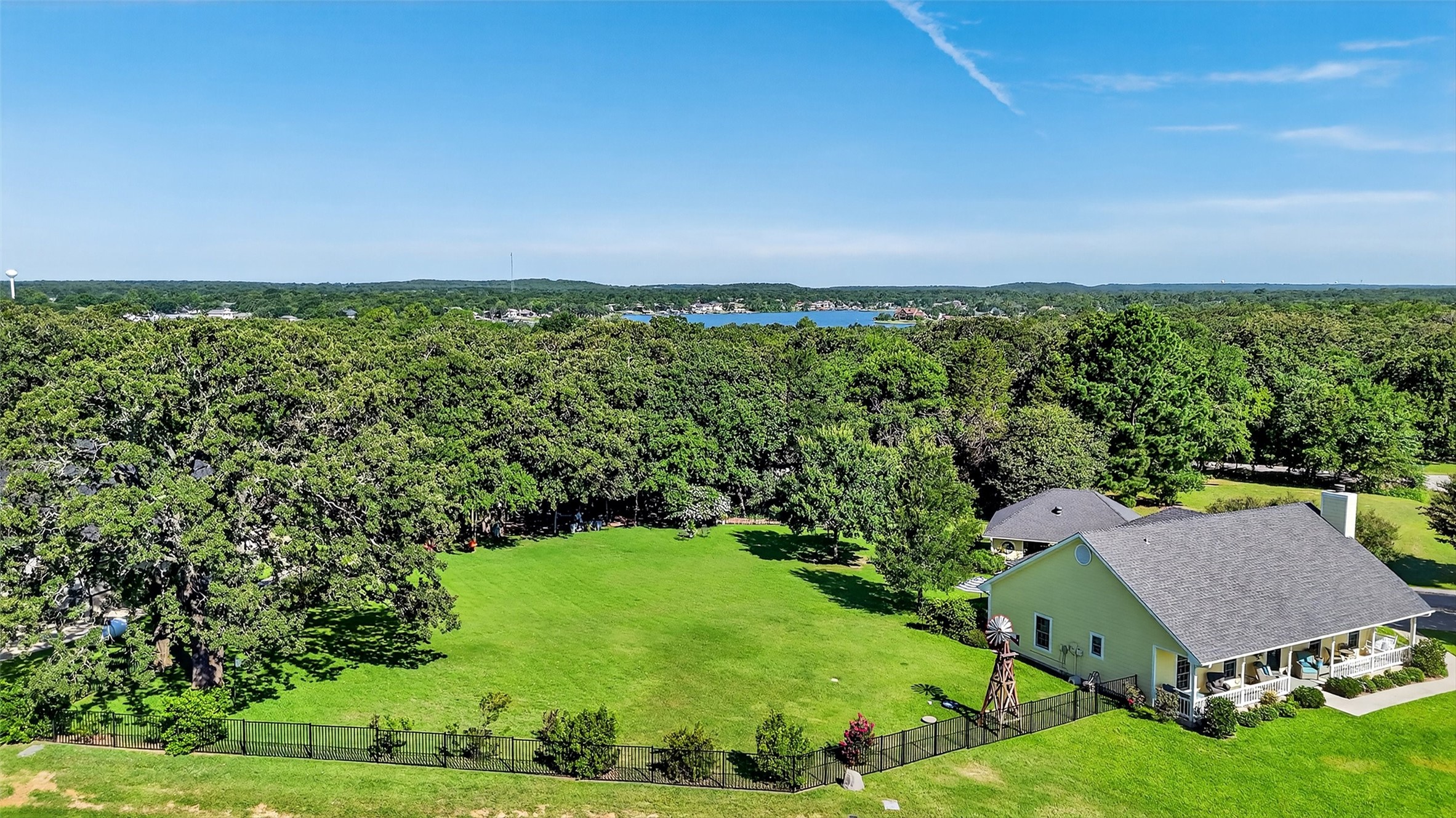 122 Comanche Drive