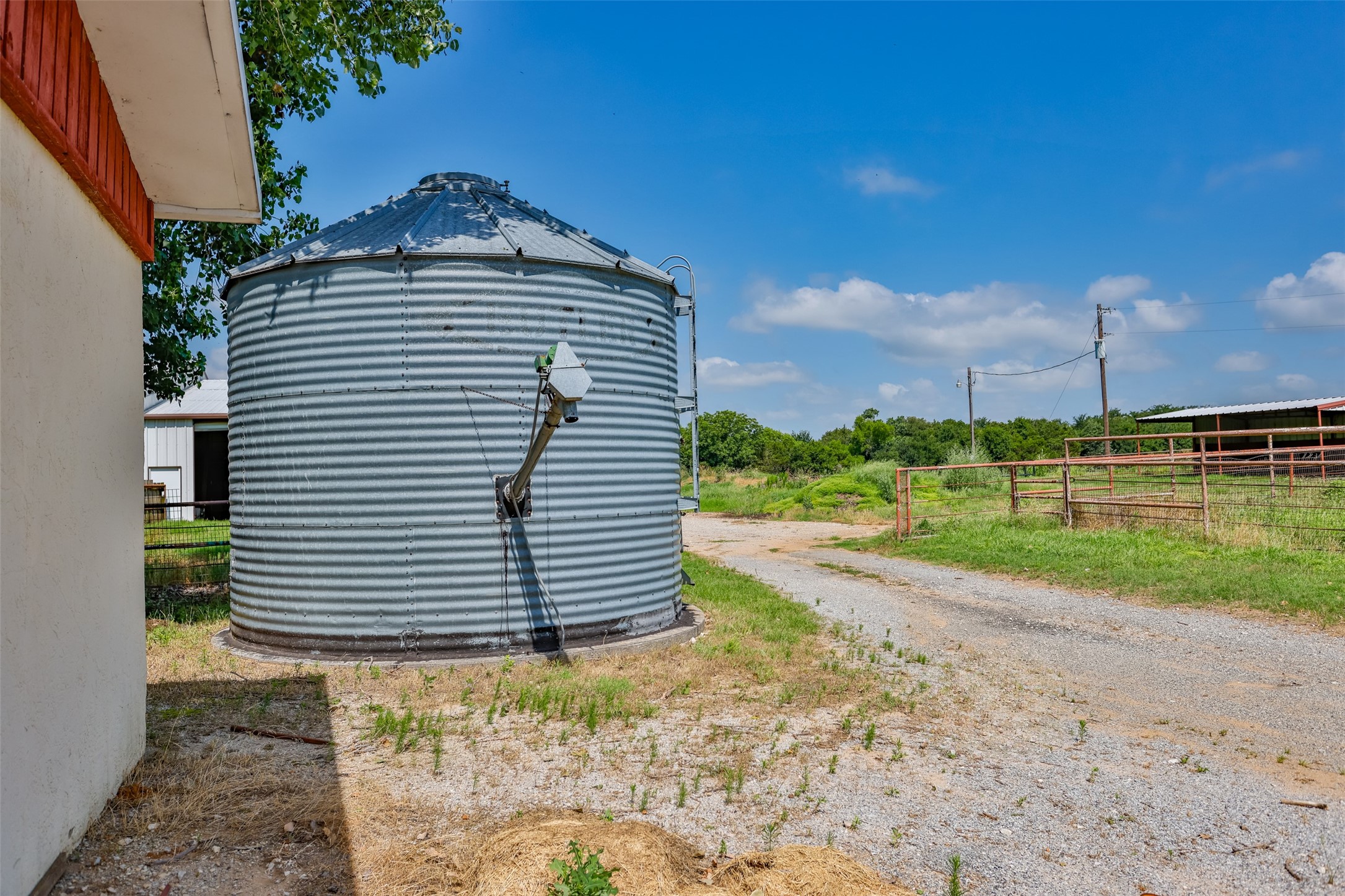 3561 NEELY Trail
