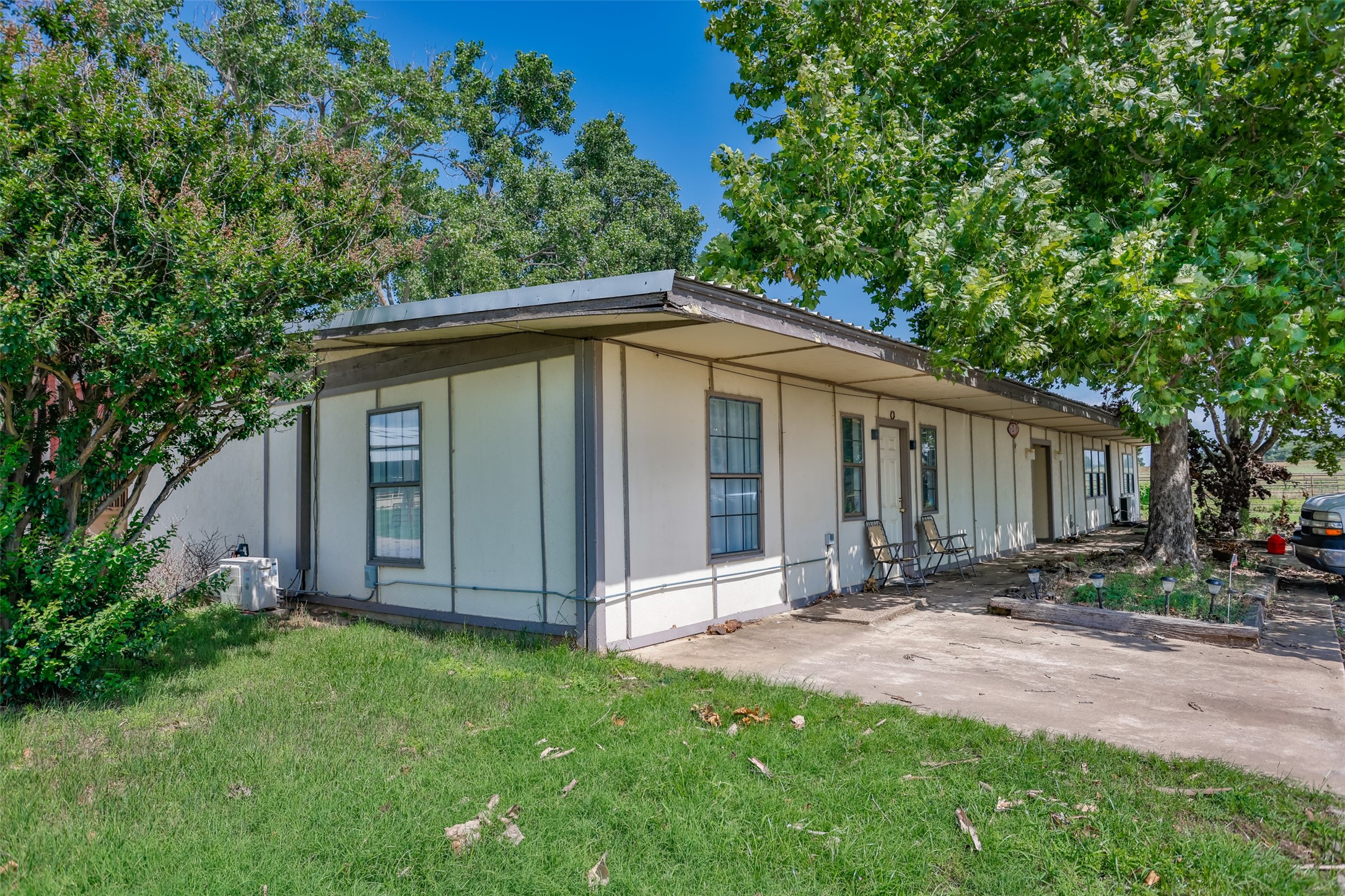 3561 NEELY Trail