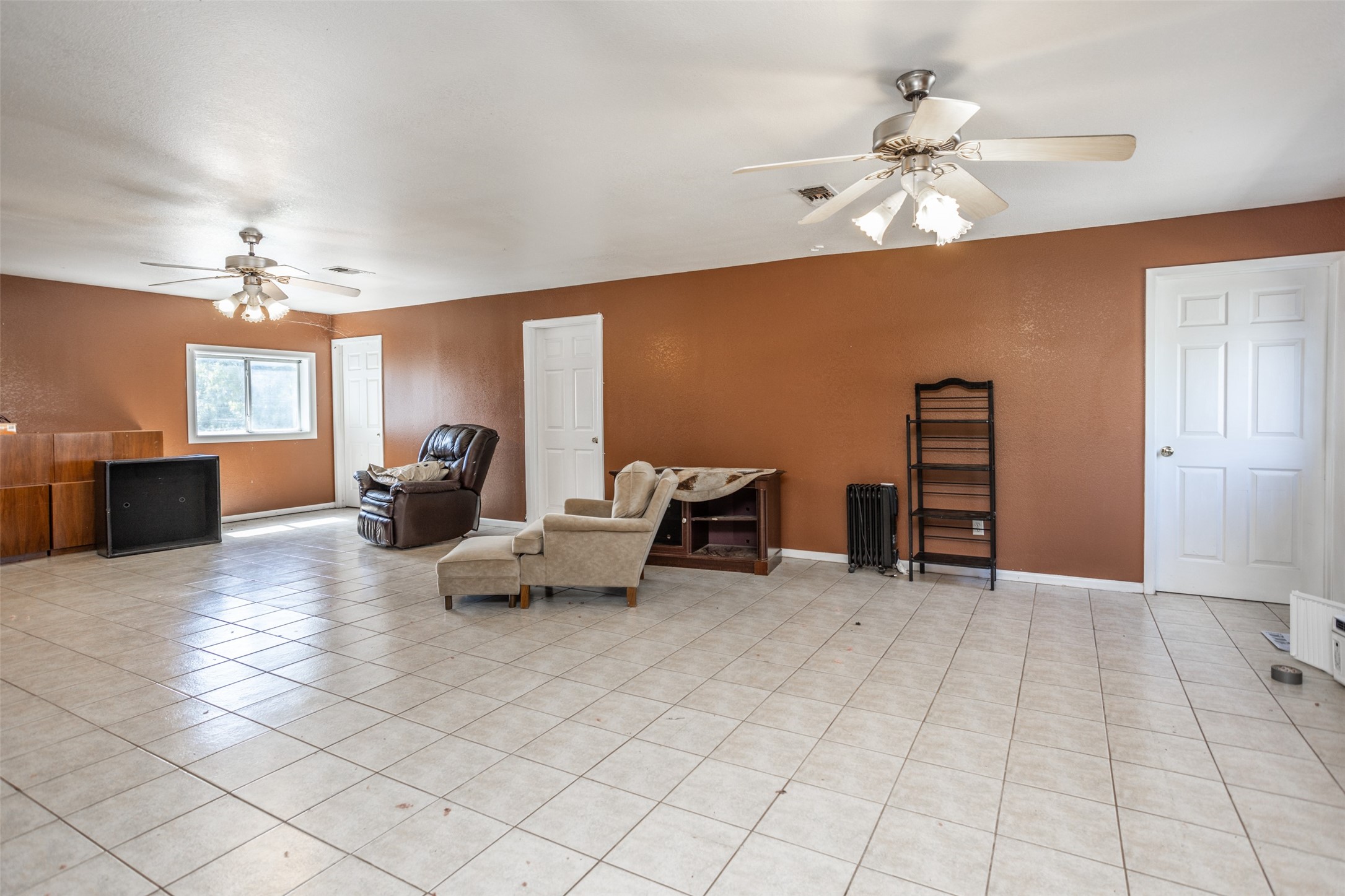 3561 NEELY Trail