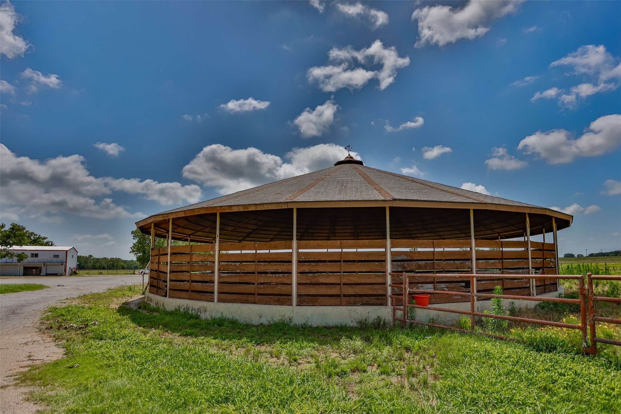 3561 NEELY Trail